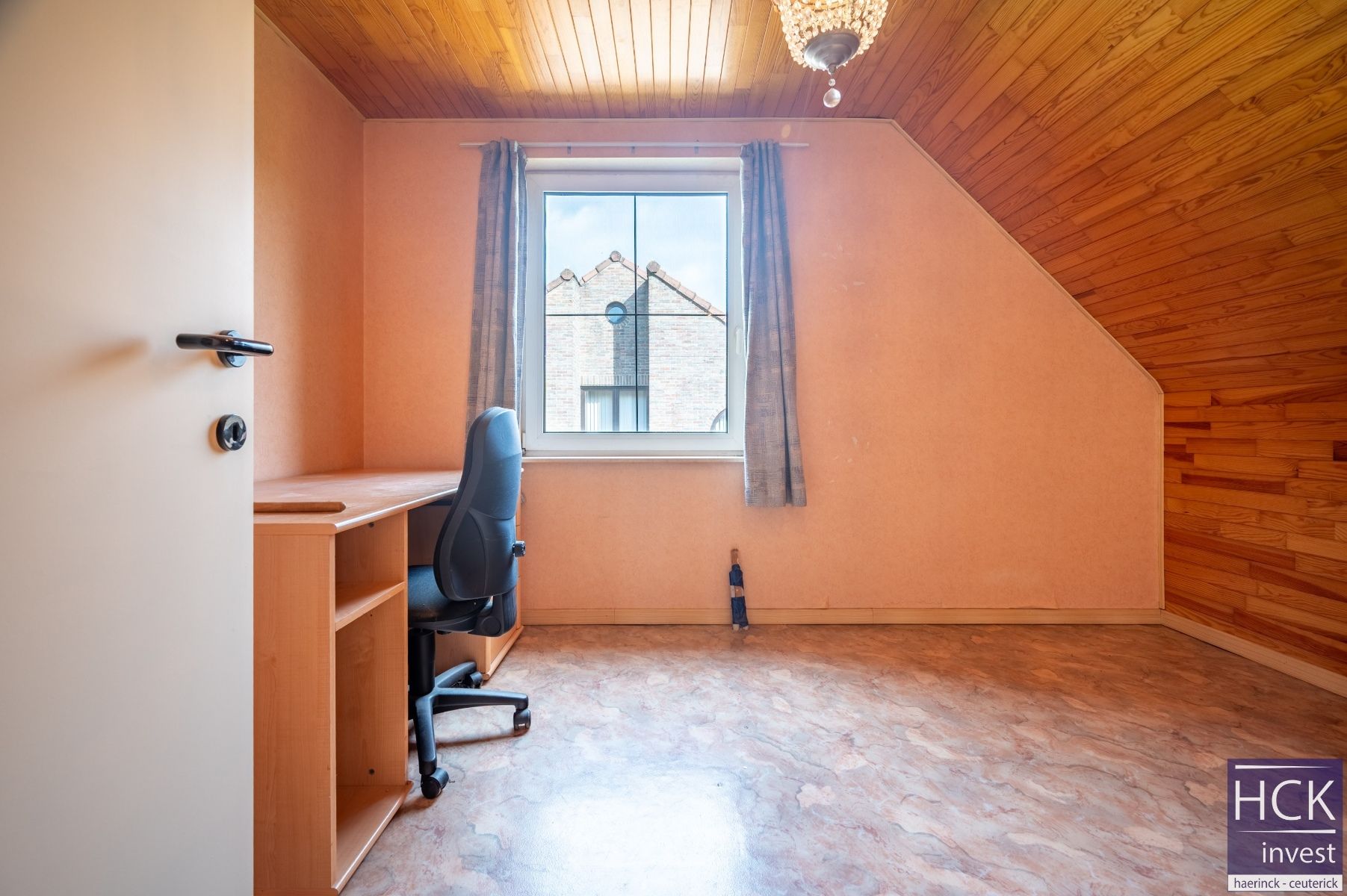 KRUISHOUTEM - Zeer ruime alleenstaande woning met 5 slpk. op 1256 m² foto 21