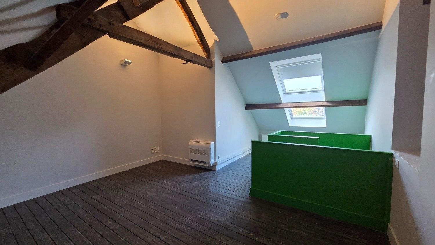 PRACHTIGE STADSWONING MET 2 SLAAPKAMERS EN TUIN foto 18