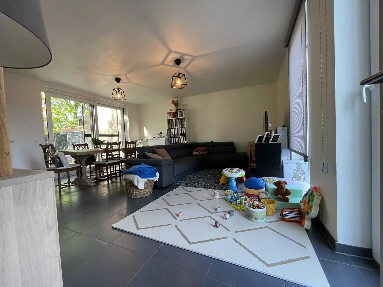 Recente woning met 3 slaapkamers vlakbij De Maten foto 4