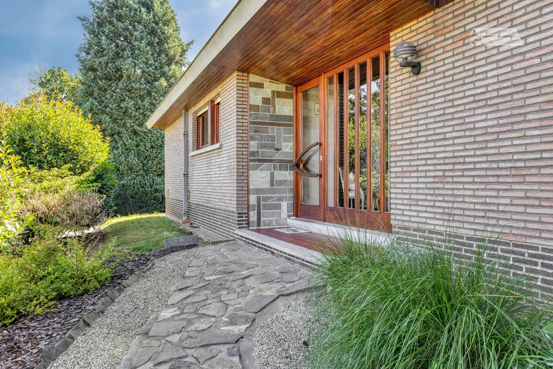 Vrijstaande woning met ruime tuin op toplocatie in Herent foto 3