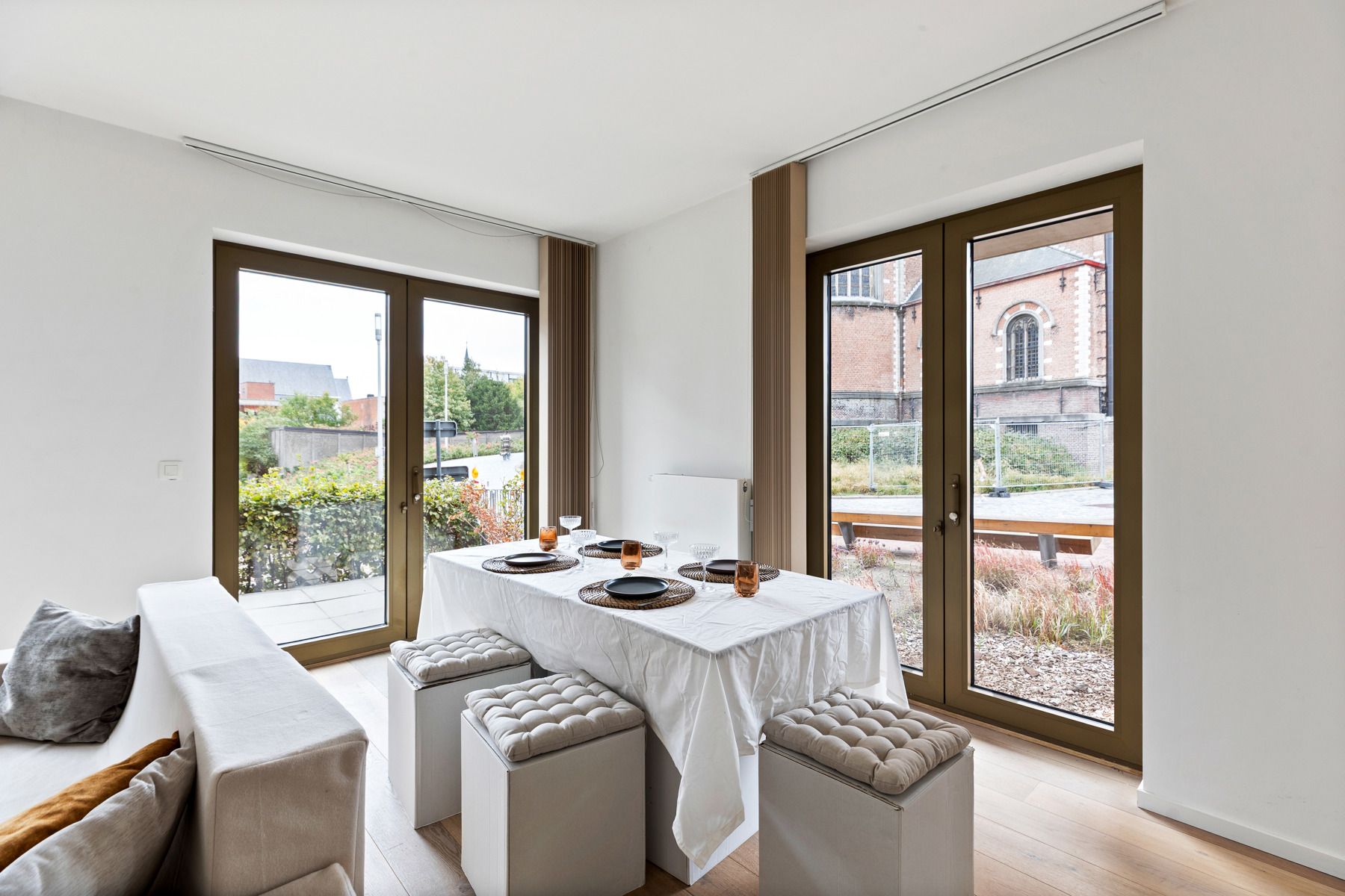 Gelijkvloers appartement met 2 slpks in centrum Wetteren! foto 2