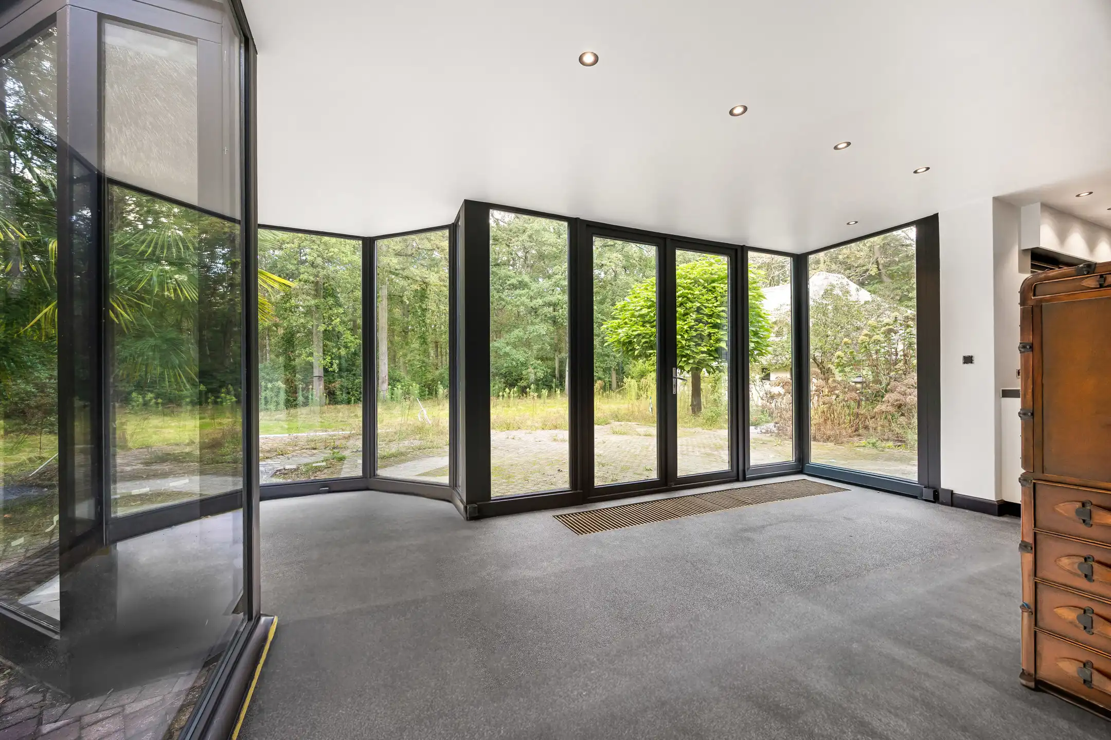 Karaktervolle villa op ca. 1 hectare groen foto 16