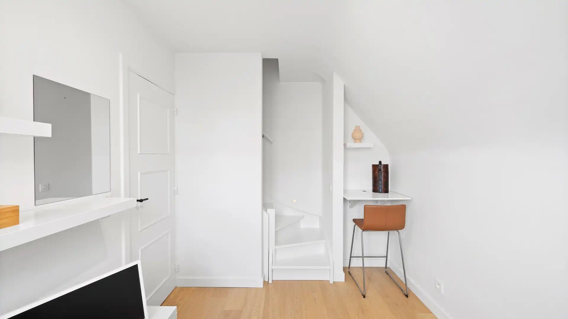 Charmante koppelvilla ideaal gelegen in een rustig paadje in het Zoute. foto 20