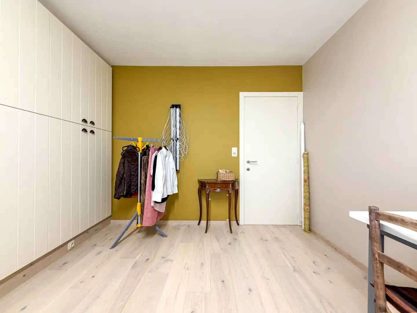 Prachtige gezinswoning met mooie tuin en bijgebouw, instapklaar afgewerkt, Torhout. foto 26