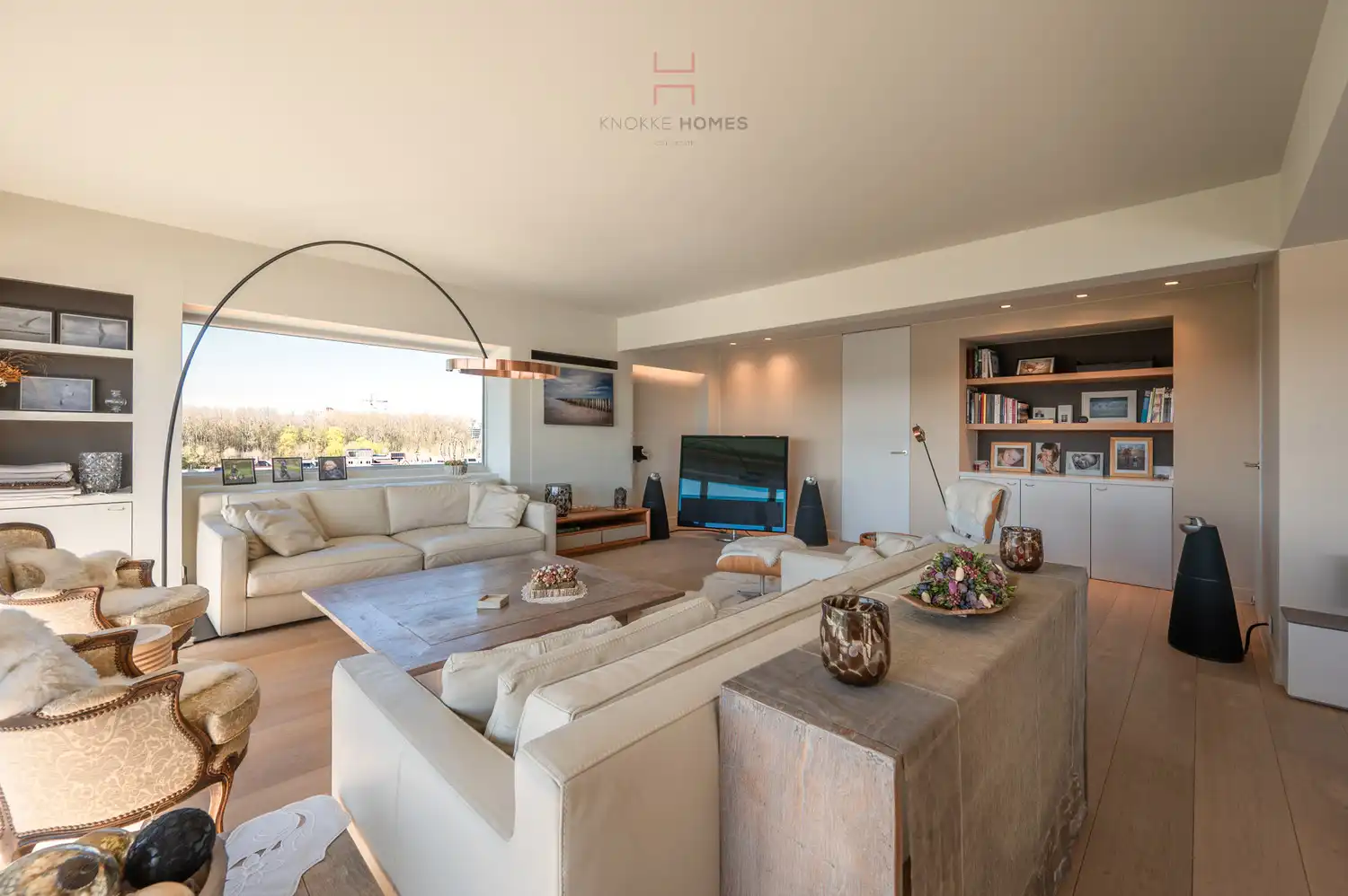 Riant appartement met open zicht over het meer van Duinbergen foto 11