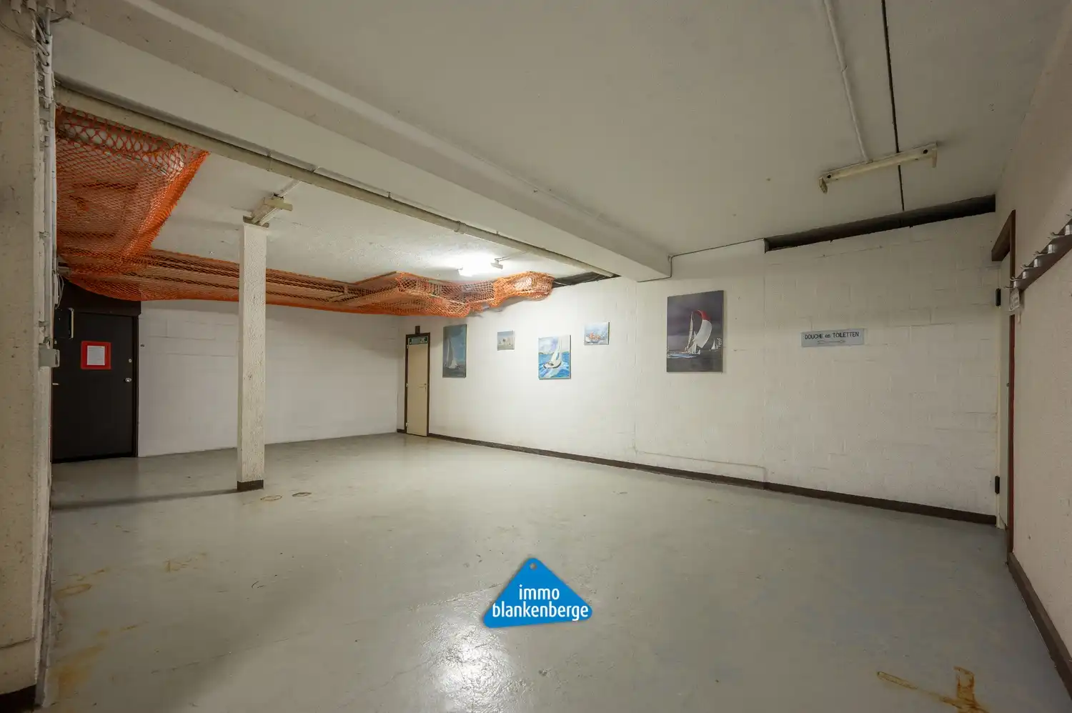 14 ruime kelders te koop in Residentie Spinnaker aan de jachthaven van Blankenberge foto 4