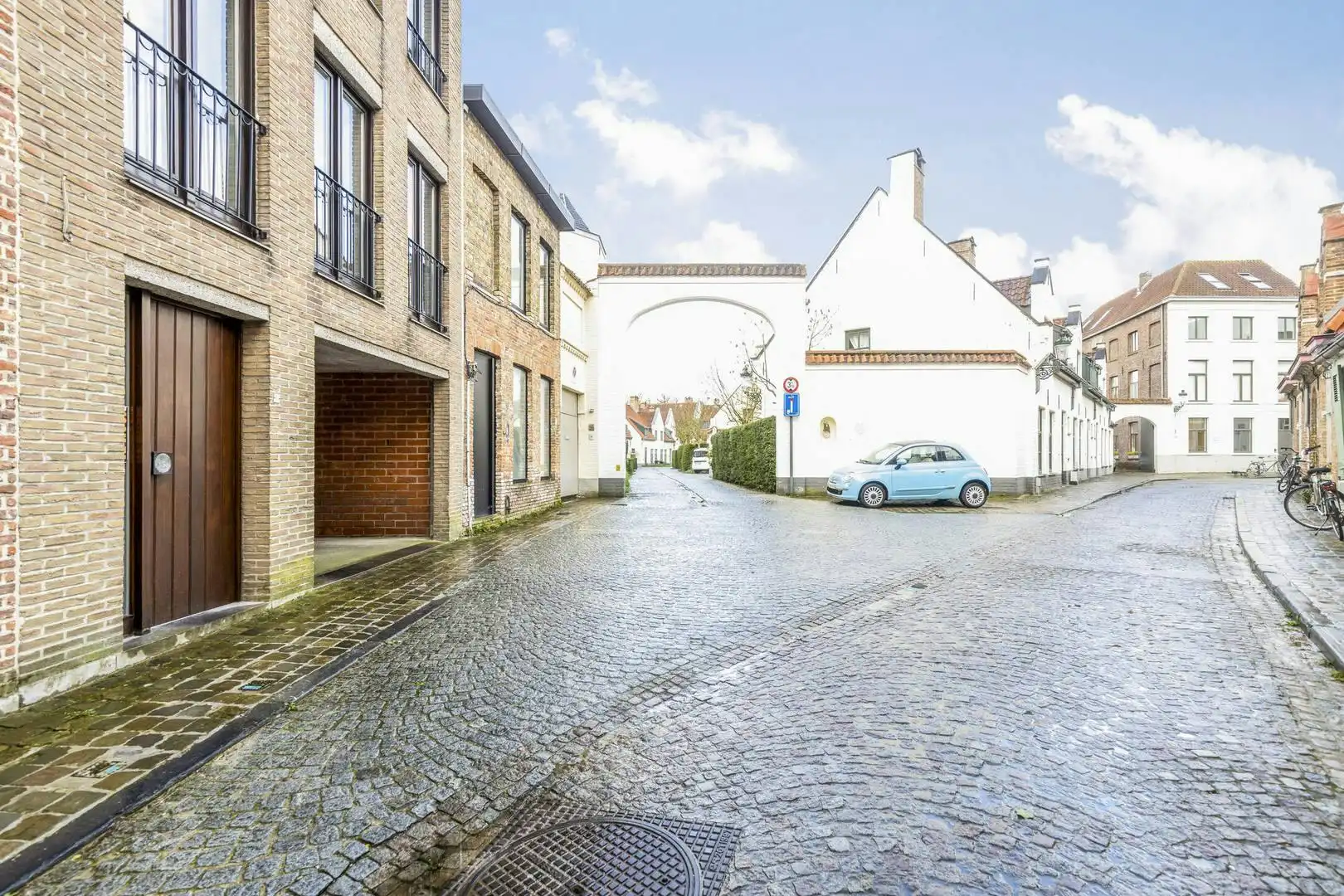 Garagebox te koop in Brugge centrum foto 3