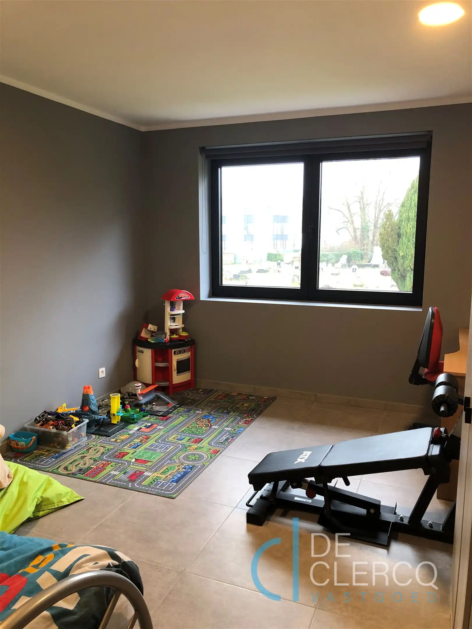 Ruime en hedendaagse halfopen bebouwing TE HUUR nabij het dorp van Lochristi! foto 15