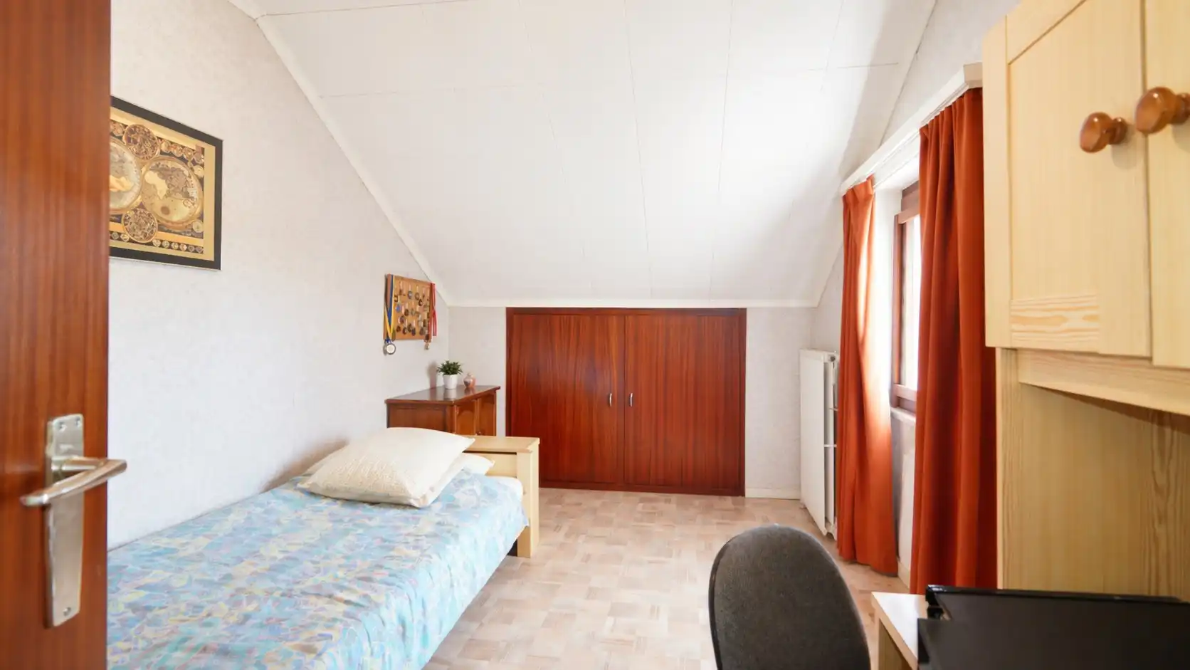 Te koop: Halfopen bebouwing met zuidgerichte tuin en garage op topligging in Waasmunster (Wareslagedreef) foto 9