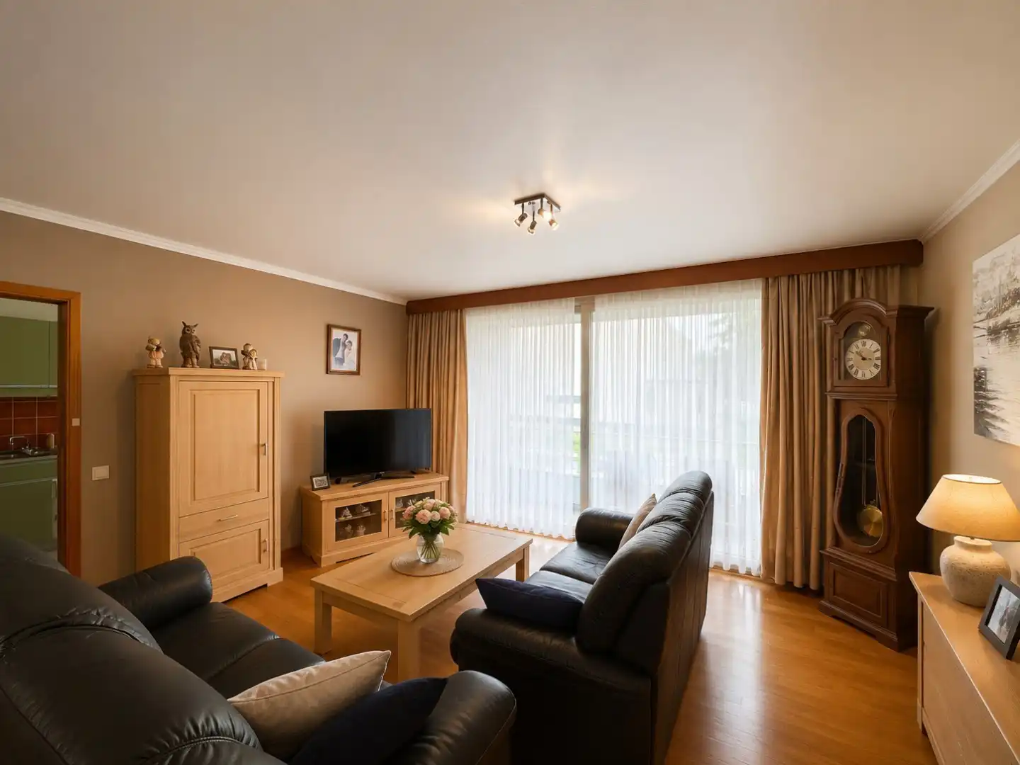 Twee naast elkaar gelegen appartementen met parkzicht - afzonderlijk of samen te koop foto 3