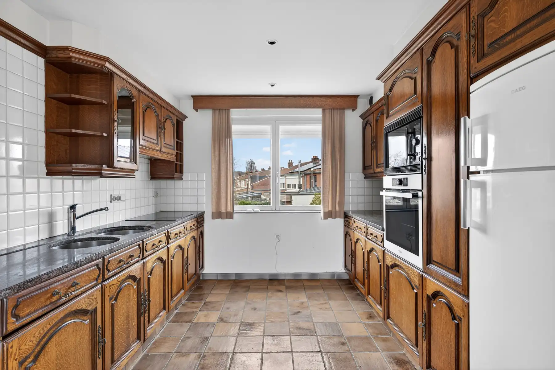 Ruime bel-étage met tuin en garage in Sint-Michiels foto 5