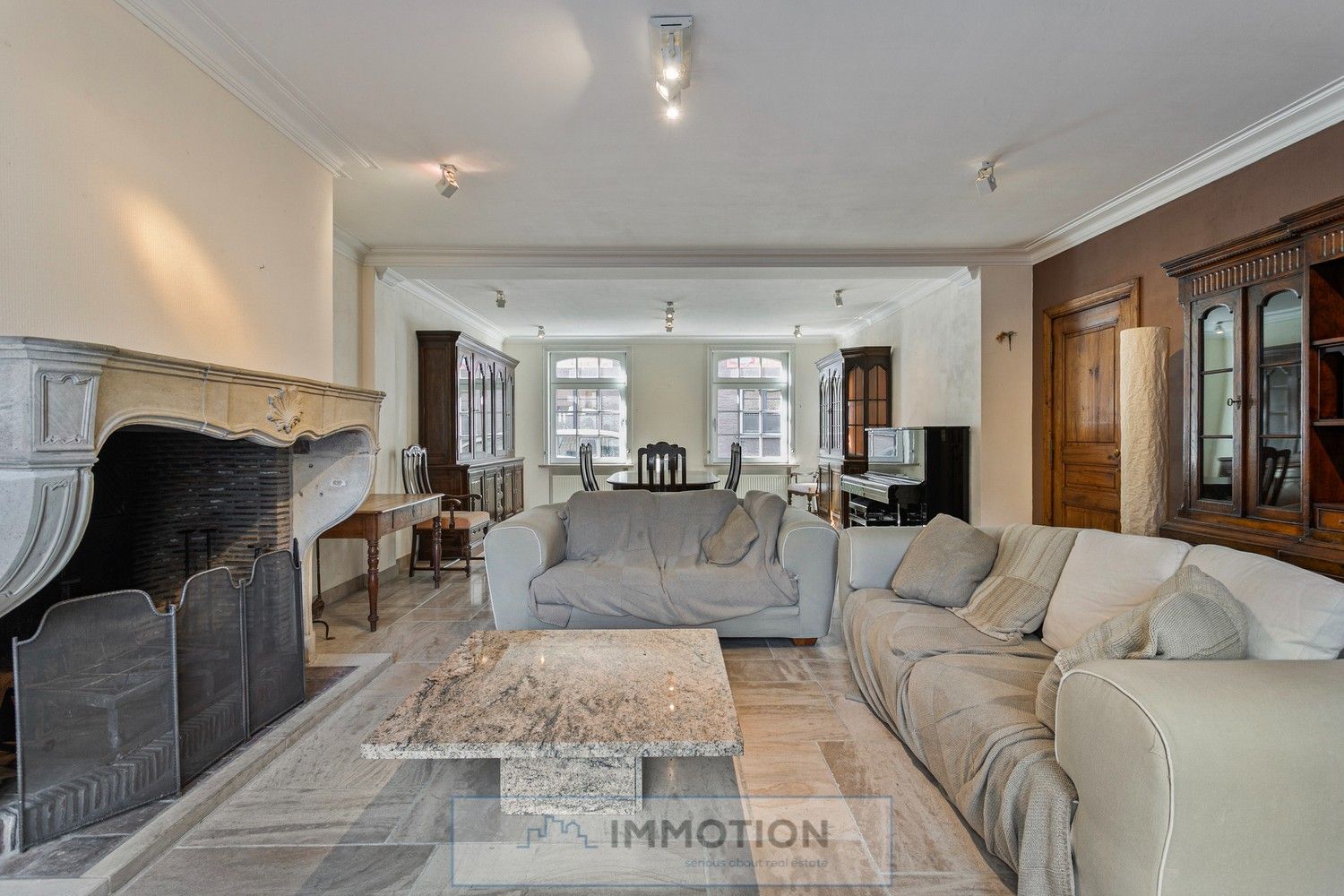 Unieke burgerwoning met bijgebouw en tuin foto 6