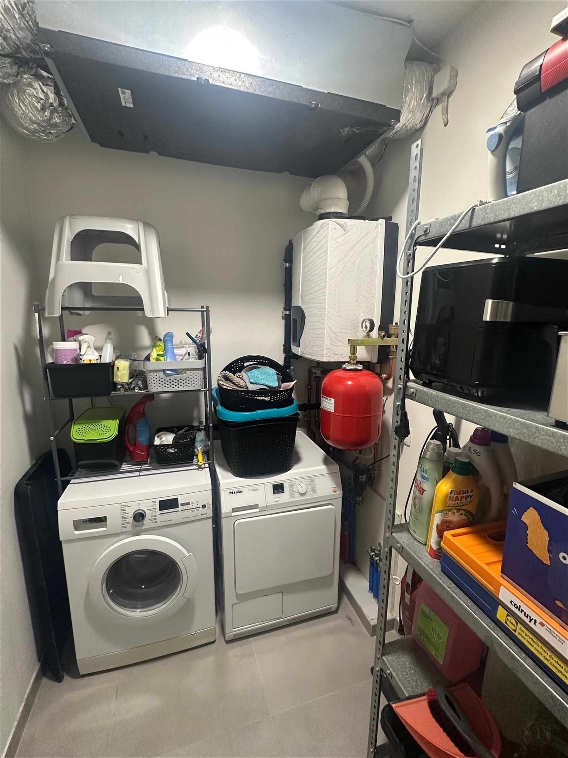Gelijkvloers appartement met 2 slaapkamers nabij het centrum van Erembodegem foto 9