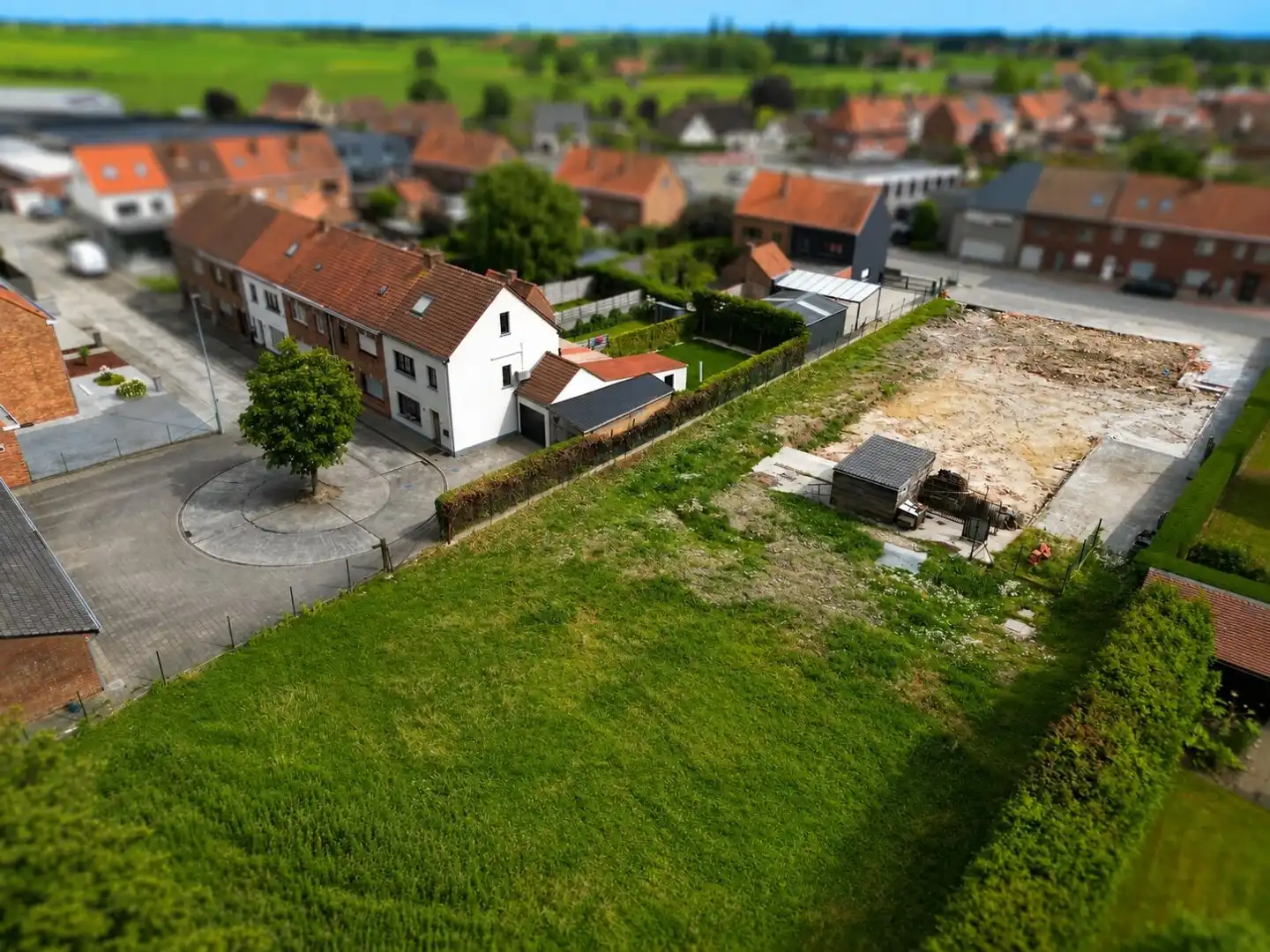 Ledegem - Unieke bouwgrond van 2.313 m² met verkavelingspotentieel foto 2