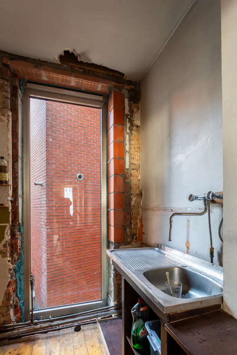 Karaktervol renovatieproject op toplocatie in Borgerhout! foto 13