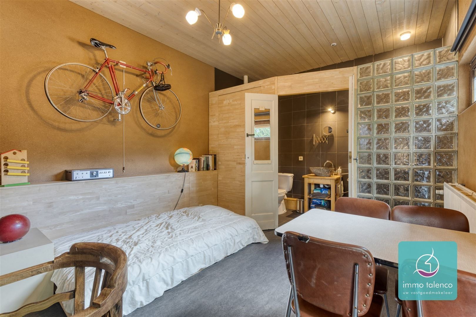 Eigendom met karakter - 4 slpks - rustige ligging  foto 7