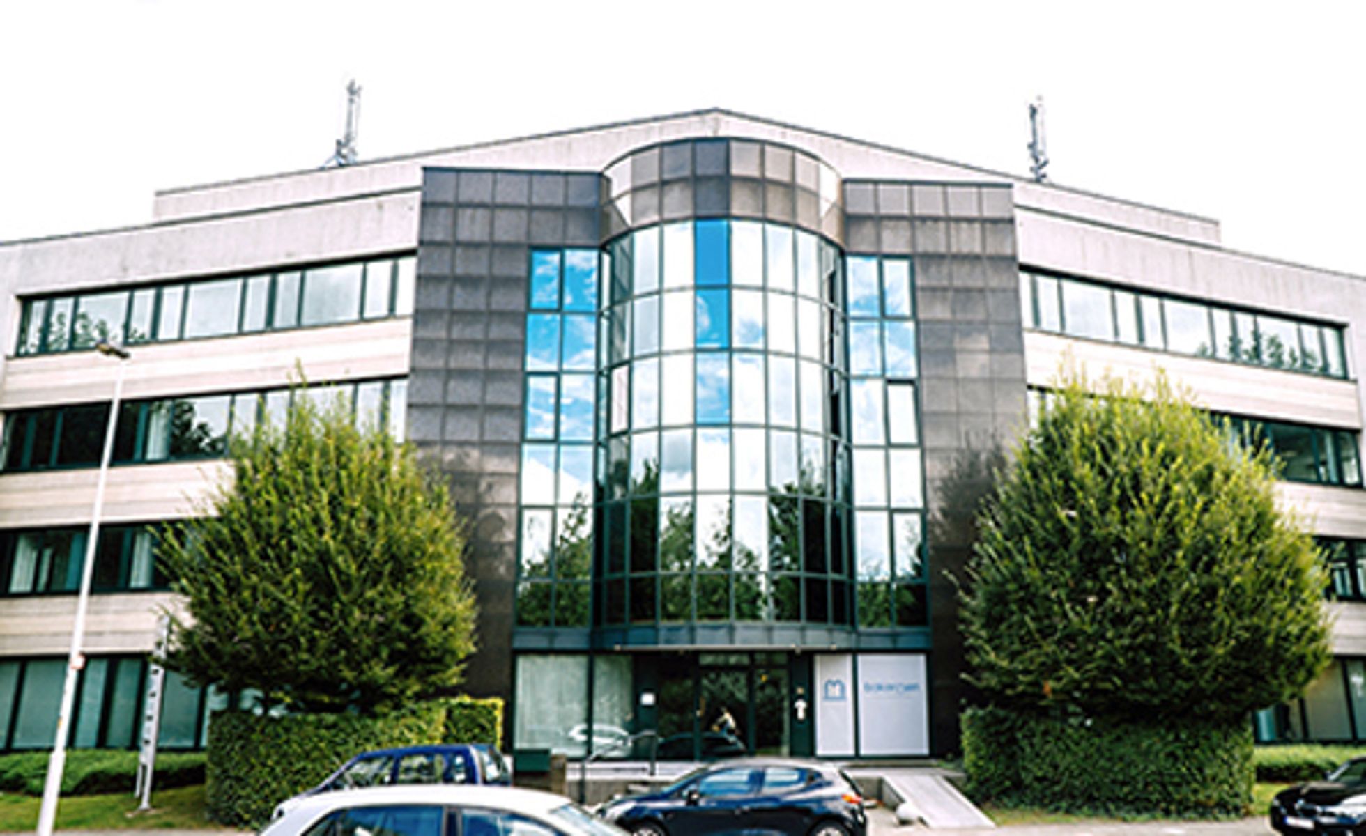 ()=>{if(producerUpdateValueVersion(node),producerAccessed(node),node.value===ERRORED)throw node.error;return node.value} Coremansstraat 34 - 2600 Antwerpen