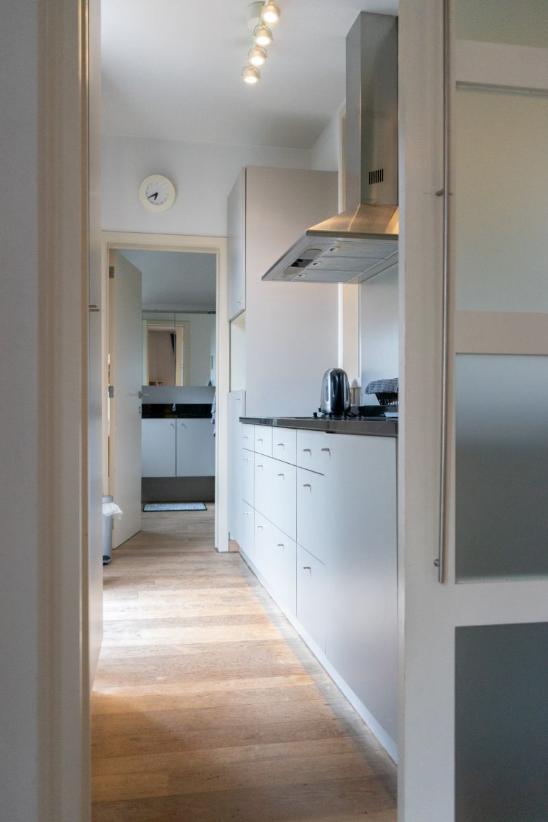 Bemeubeld appartement vlakbij Zuid foto 4