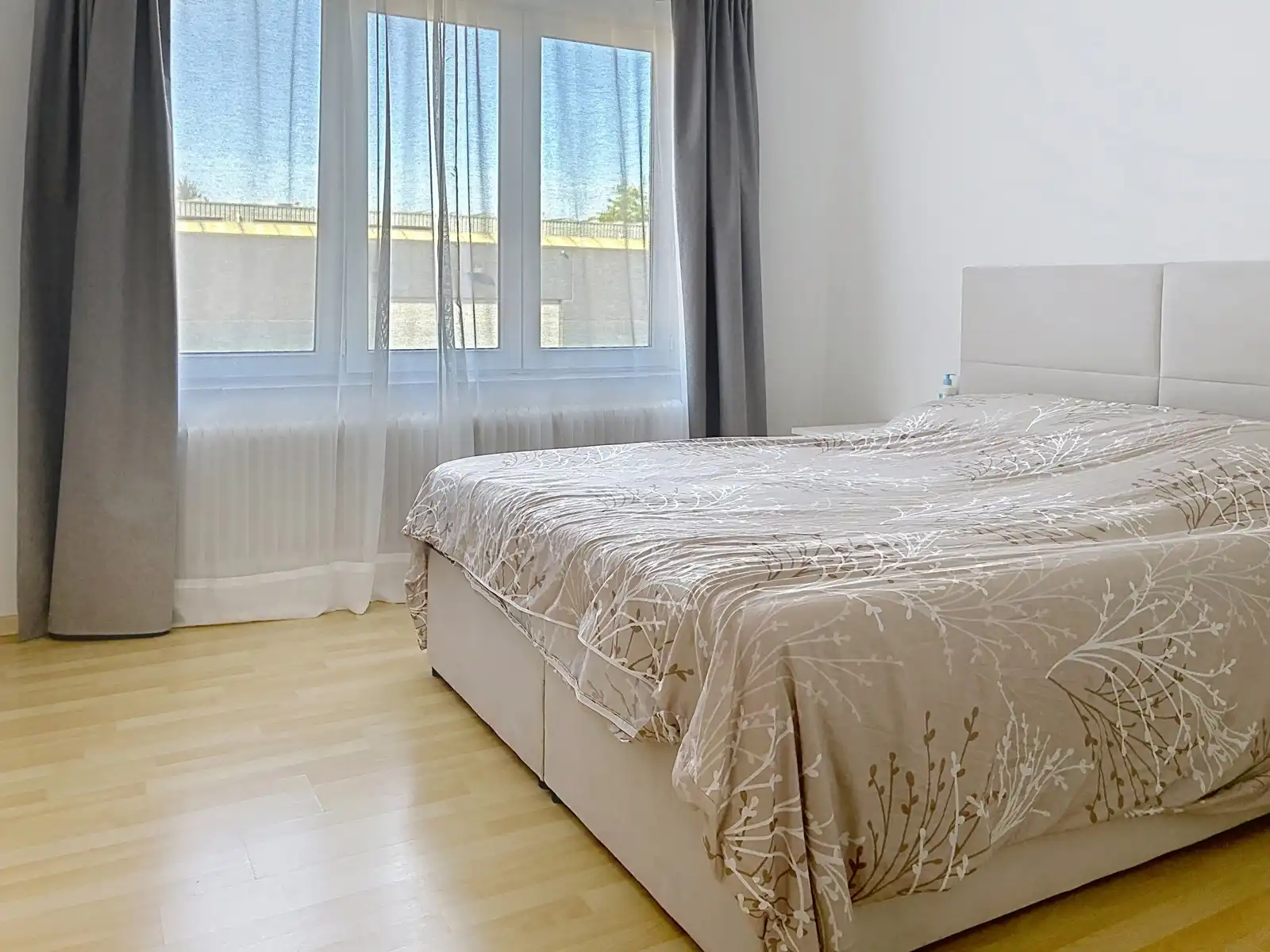 Opbrengsteigendom: 4 appartementen / 2 studio's / 4 garages foto 17