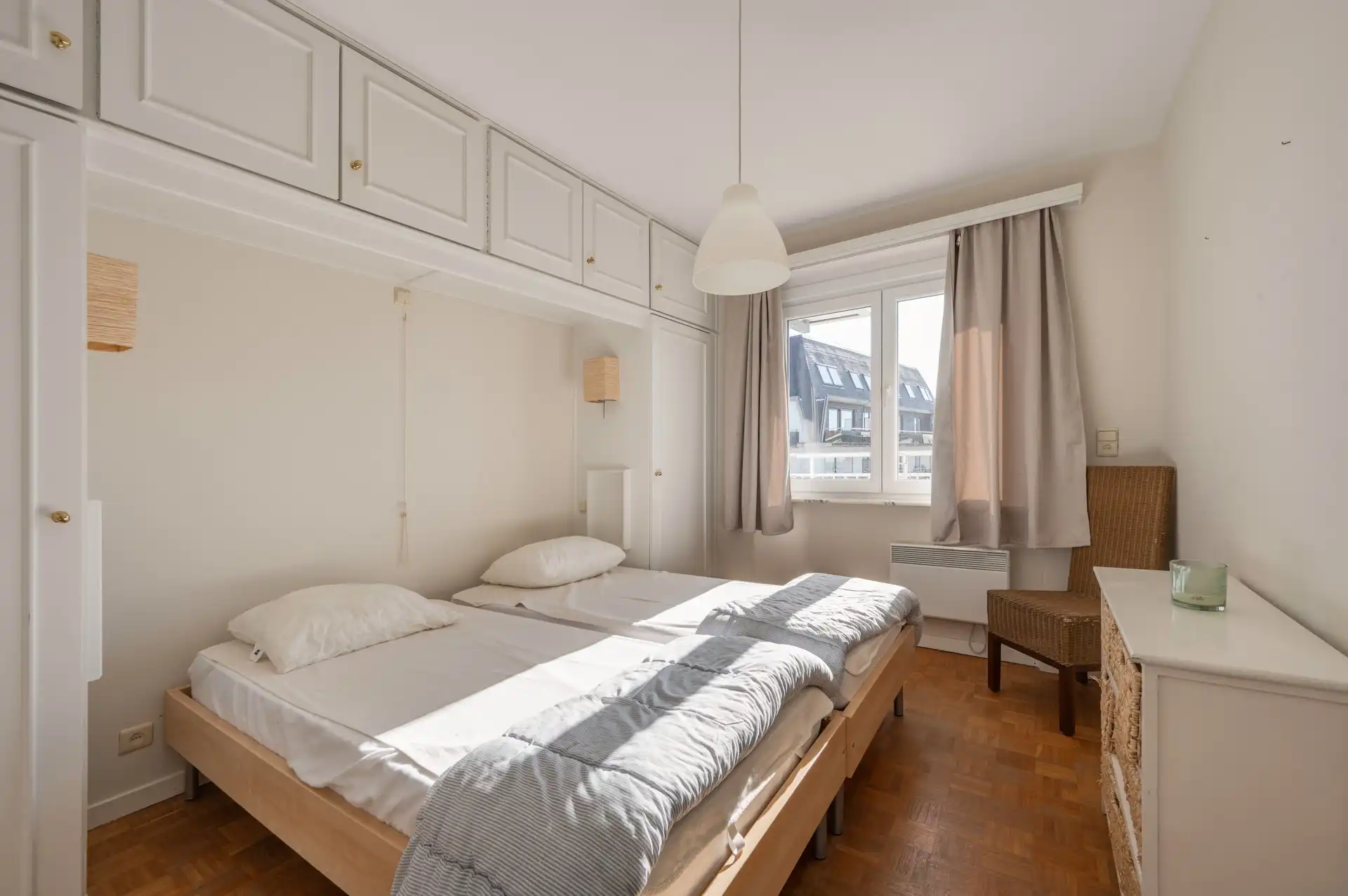 Gemeubeld: ruim appartement vlakbij zee! foto 15
