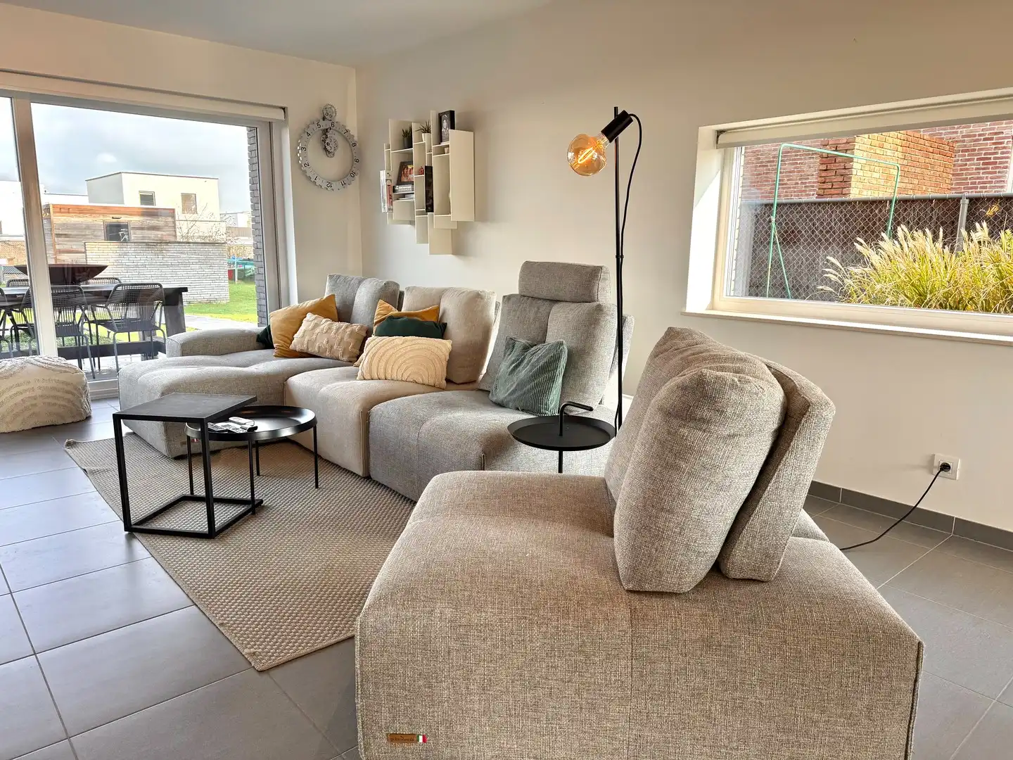 Instapklare én energiezuinige woning met zwemvijver vlak bij yachthaven. foto 3