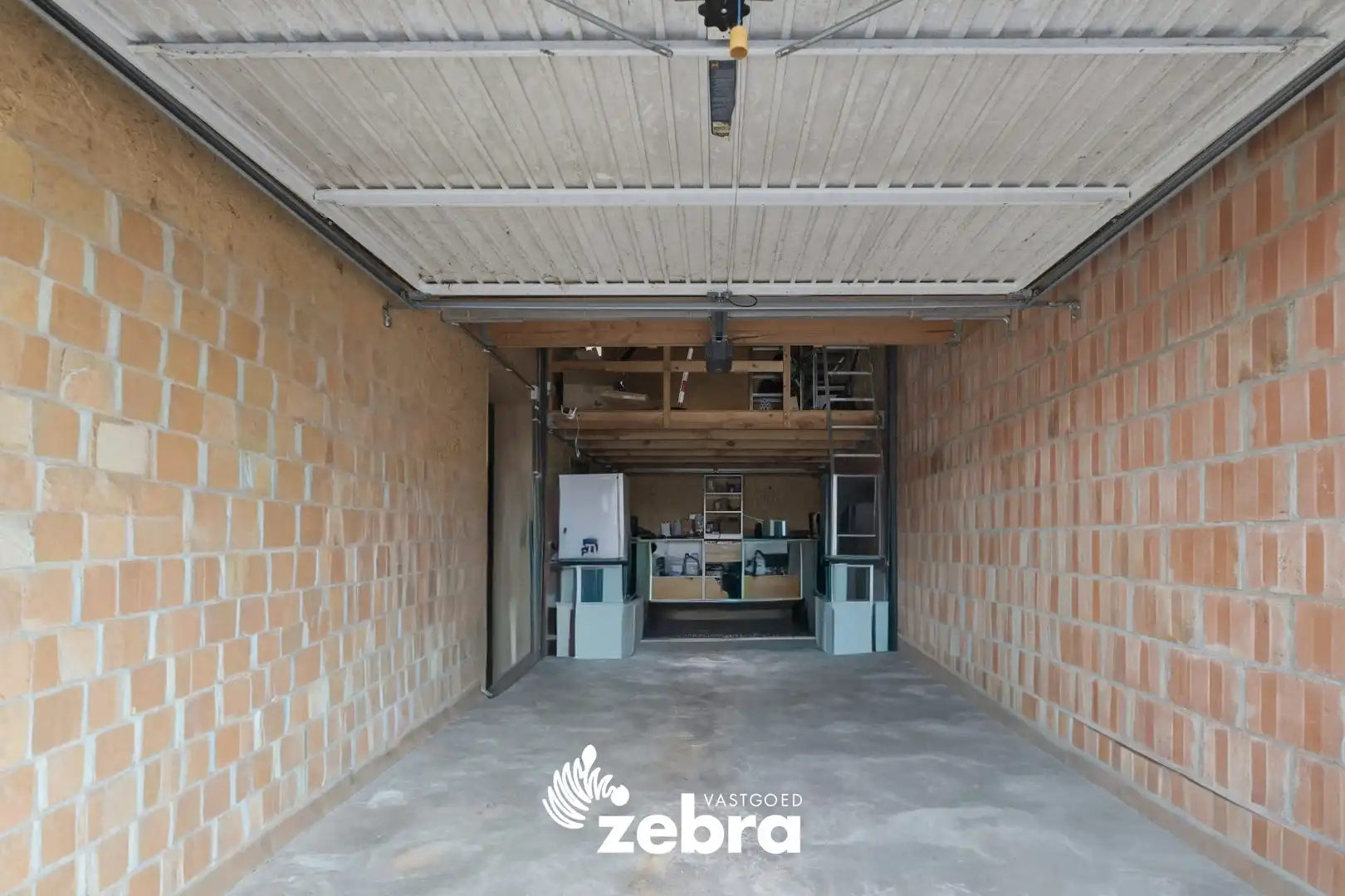 Unieke instapklare loft met twee ruime terrassen, garage en privatieve parkeerplaats in Ardooie! foto 26