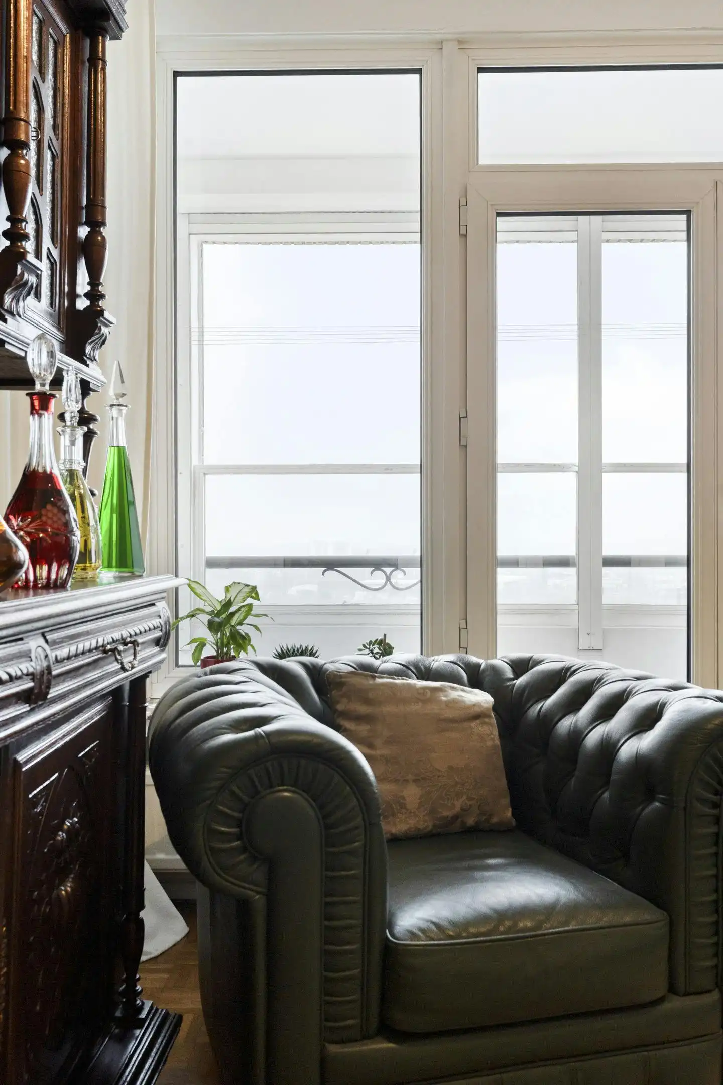 Gerenoveerd appartement met terras te koop in Antwerpen foto 4