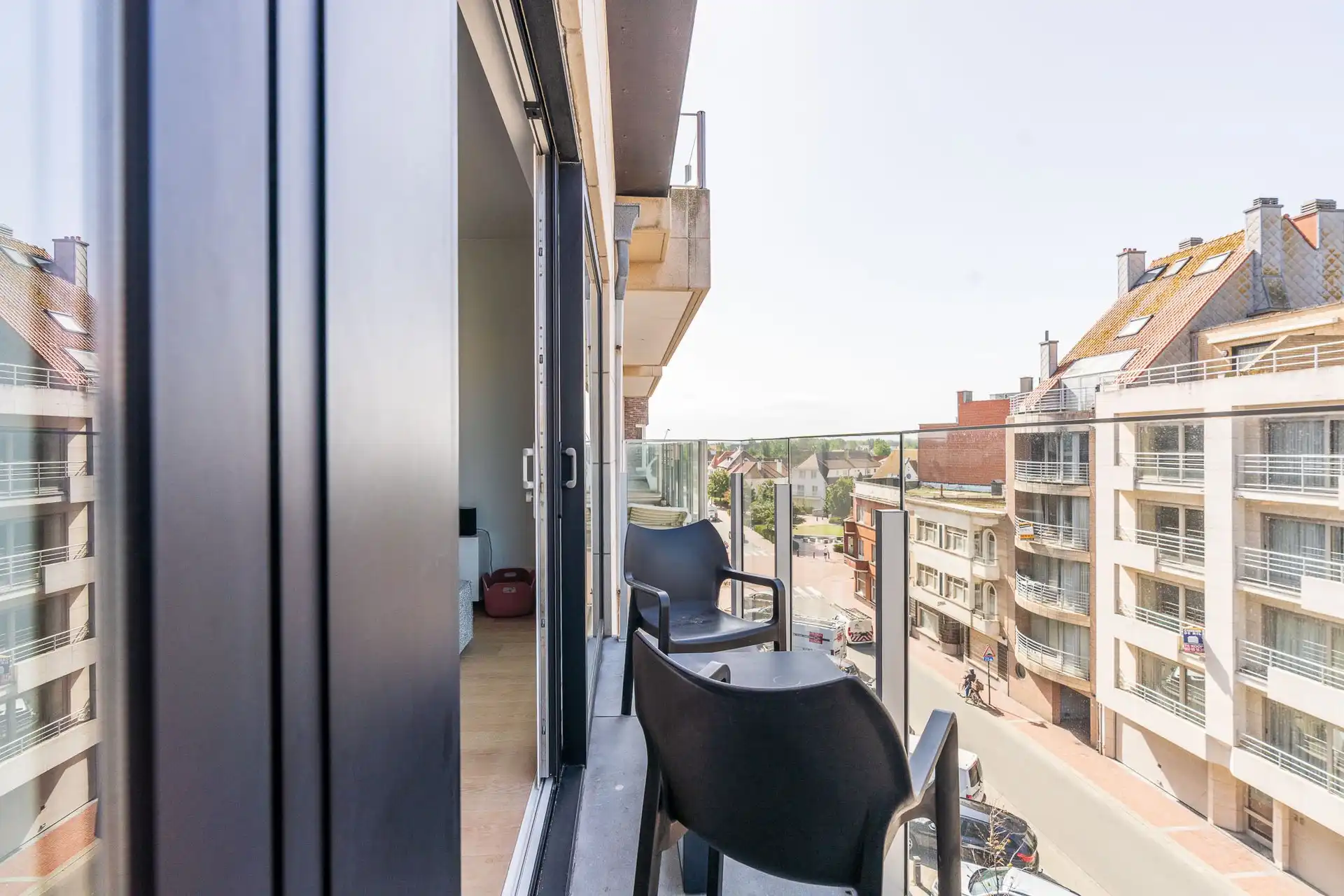 Prachtig lichtrijk appartement met 3 slaapkamers gelegen nabij het Rubensplein te Knokke foto 4