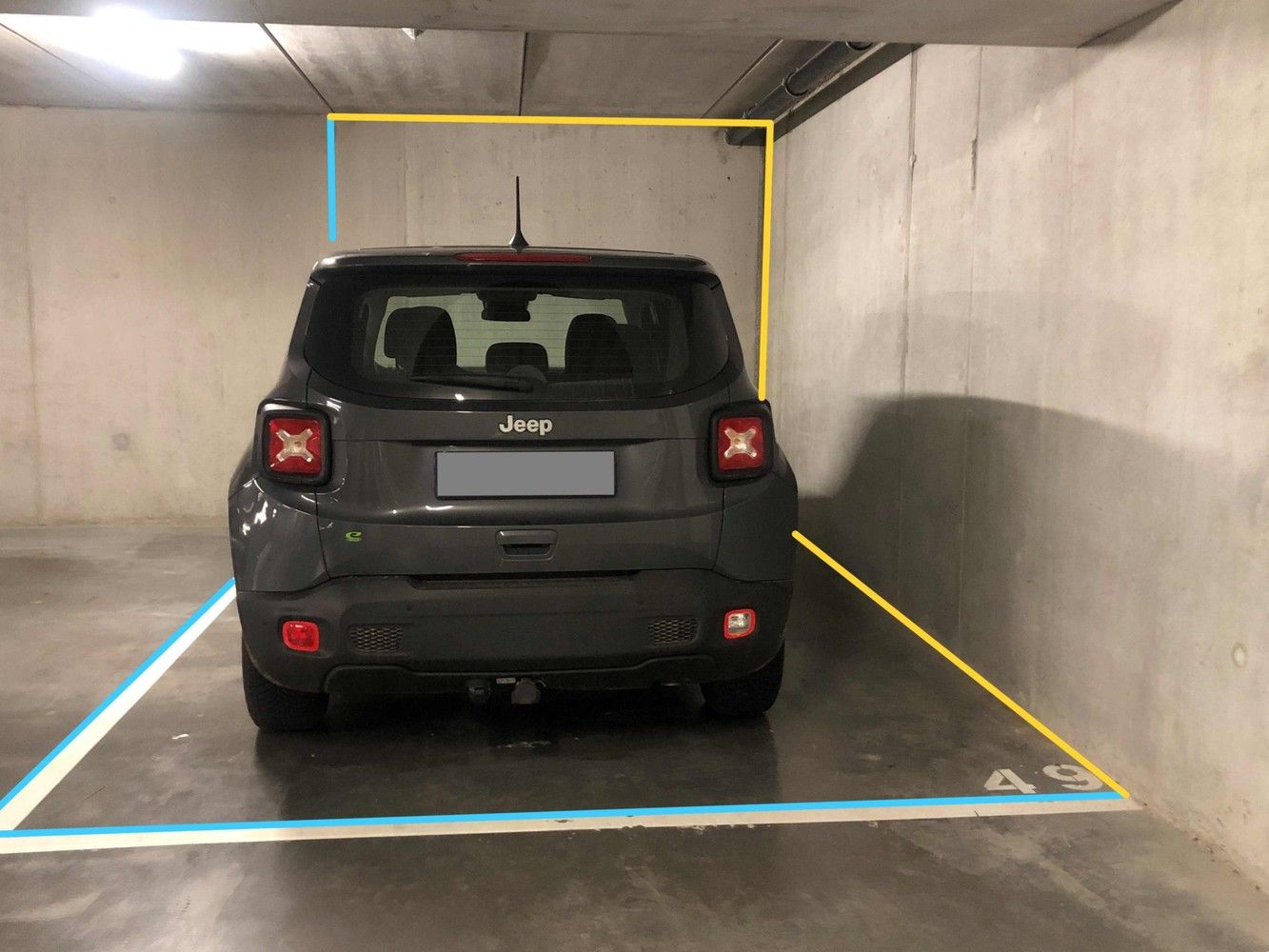 Ondergrondse privé autostaanplaats te huur in centrum Leuven foto 3