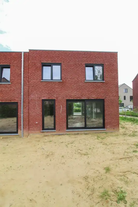 Laatste nieuwbouwwoning dichtbij het centrum van Kortrijk foto 13