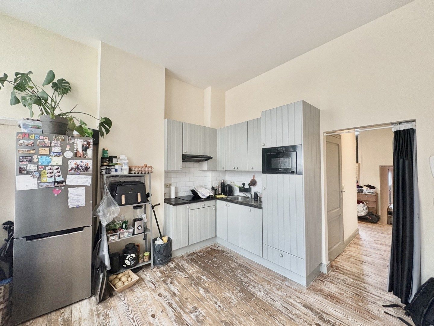 Comfortabel 1-slaapkamerappartement met klein terras  foto {{pictureIndex}}
