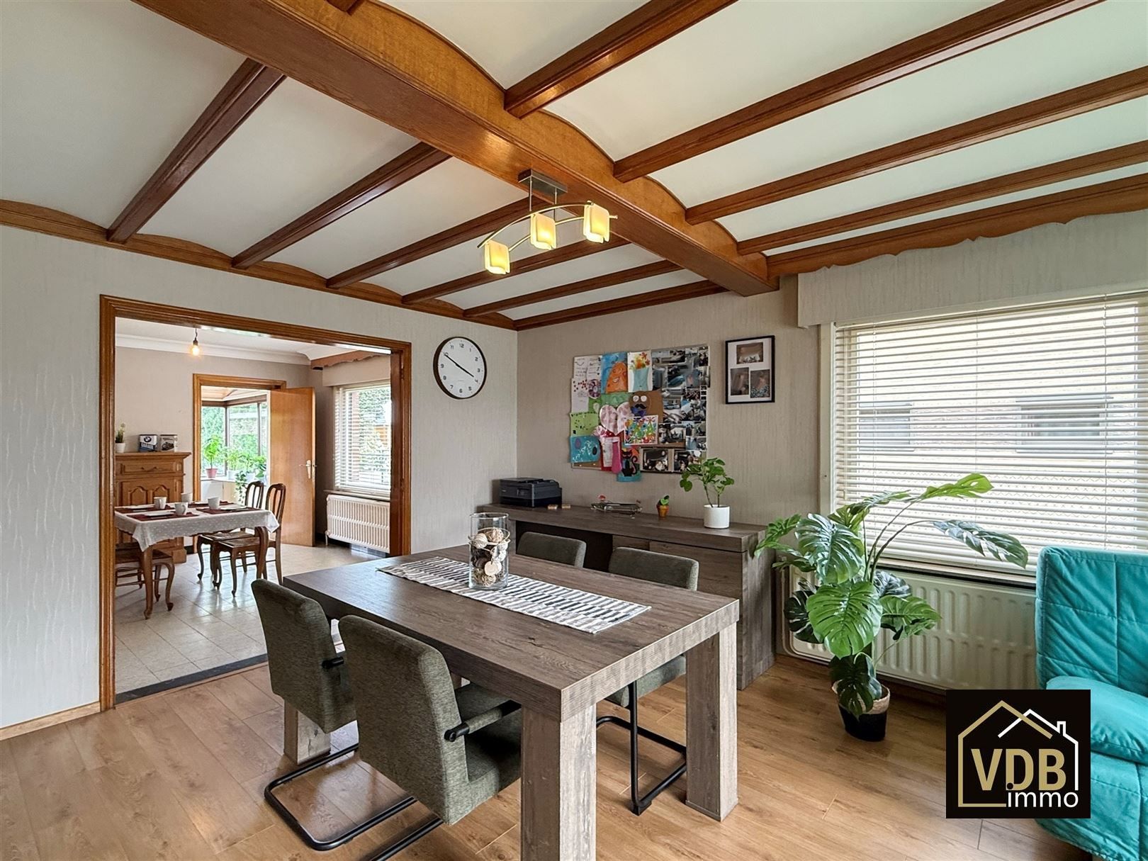  WONING MET 3 SLAAPKAMERS EN MEERDERE GARAGES foto 9