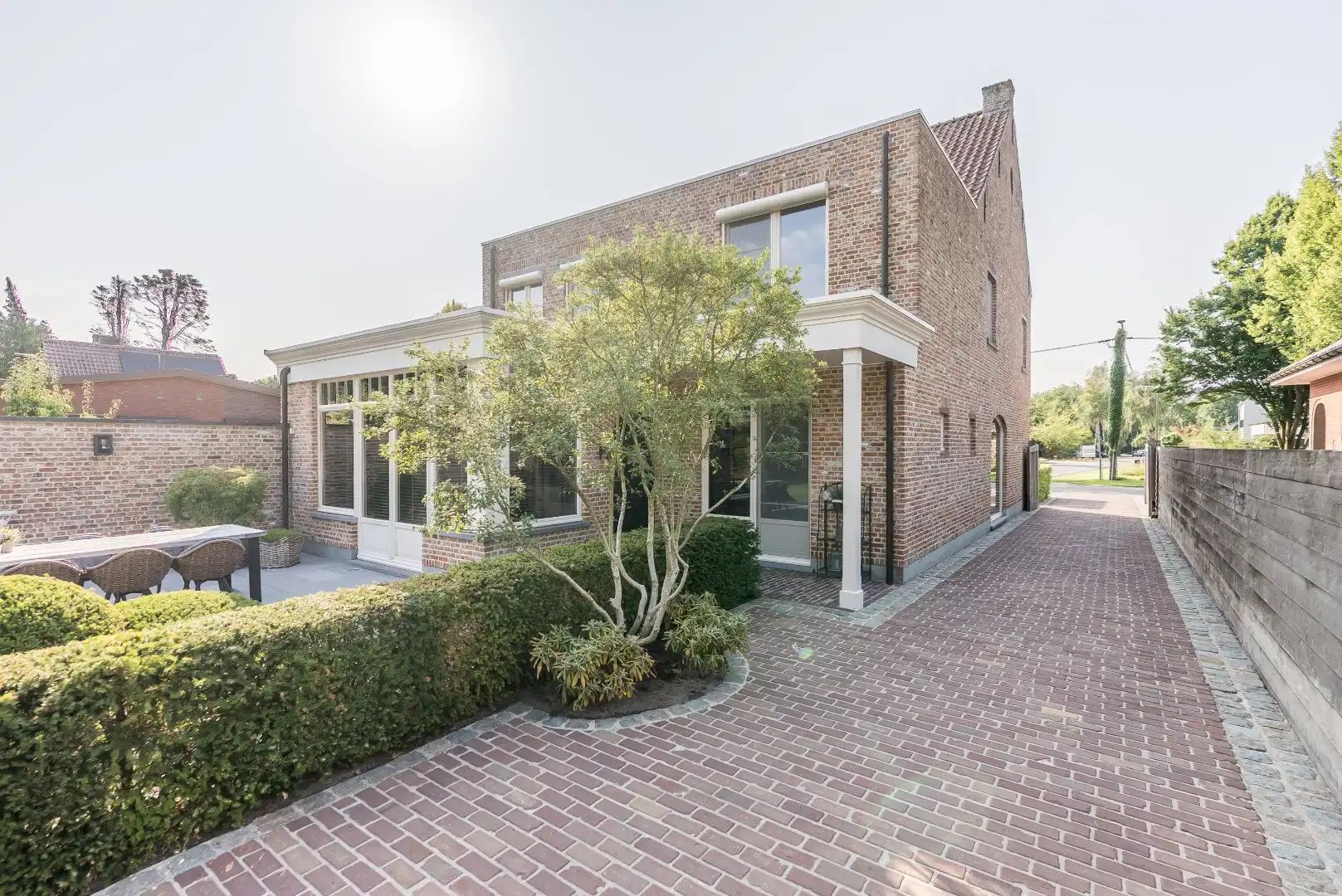 Ruime, karaktervolle en kwalitatief afgewerkte woning op een rustige ligging in Gompel. foto 43