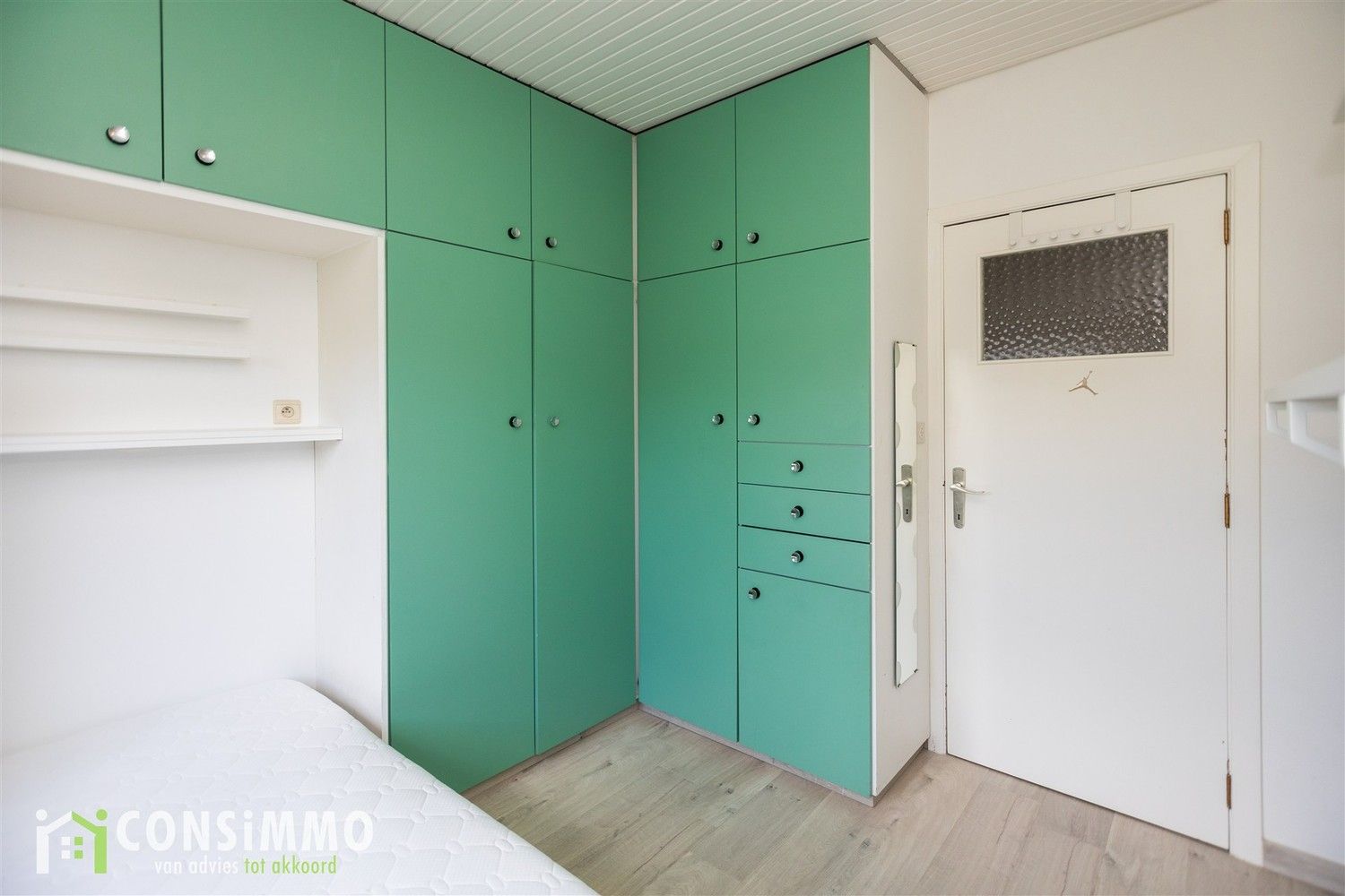 Karaktervolle split-level woning in groene omgeving te Genk-Termien foto 26