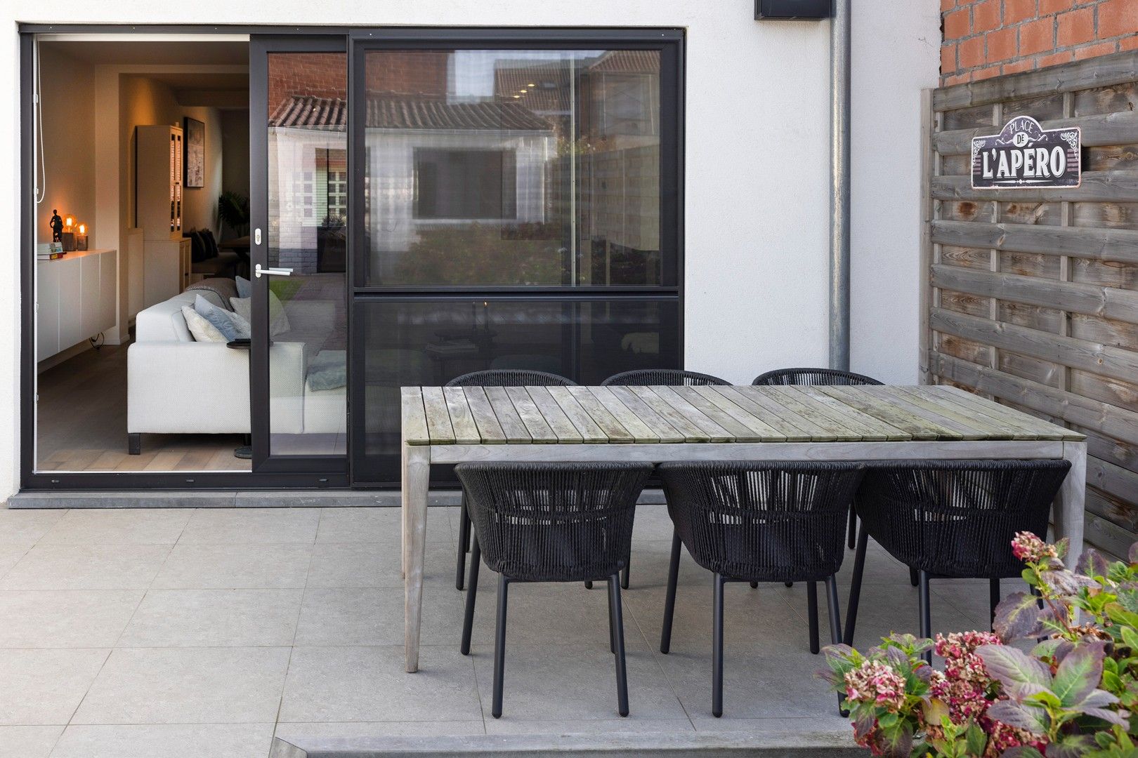 Kwalitatief afgewerkte woning op aangename ligging. foto 13