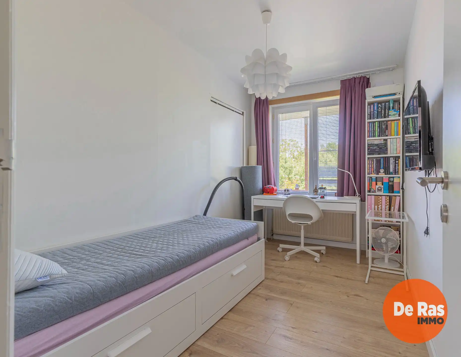 HERZELE - Lichtrijk duplex-appartement met tuin foto 13