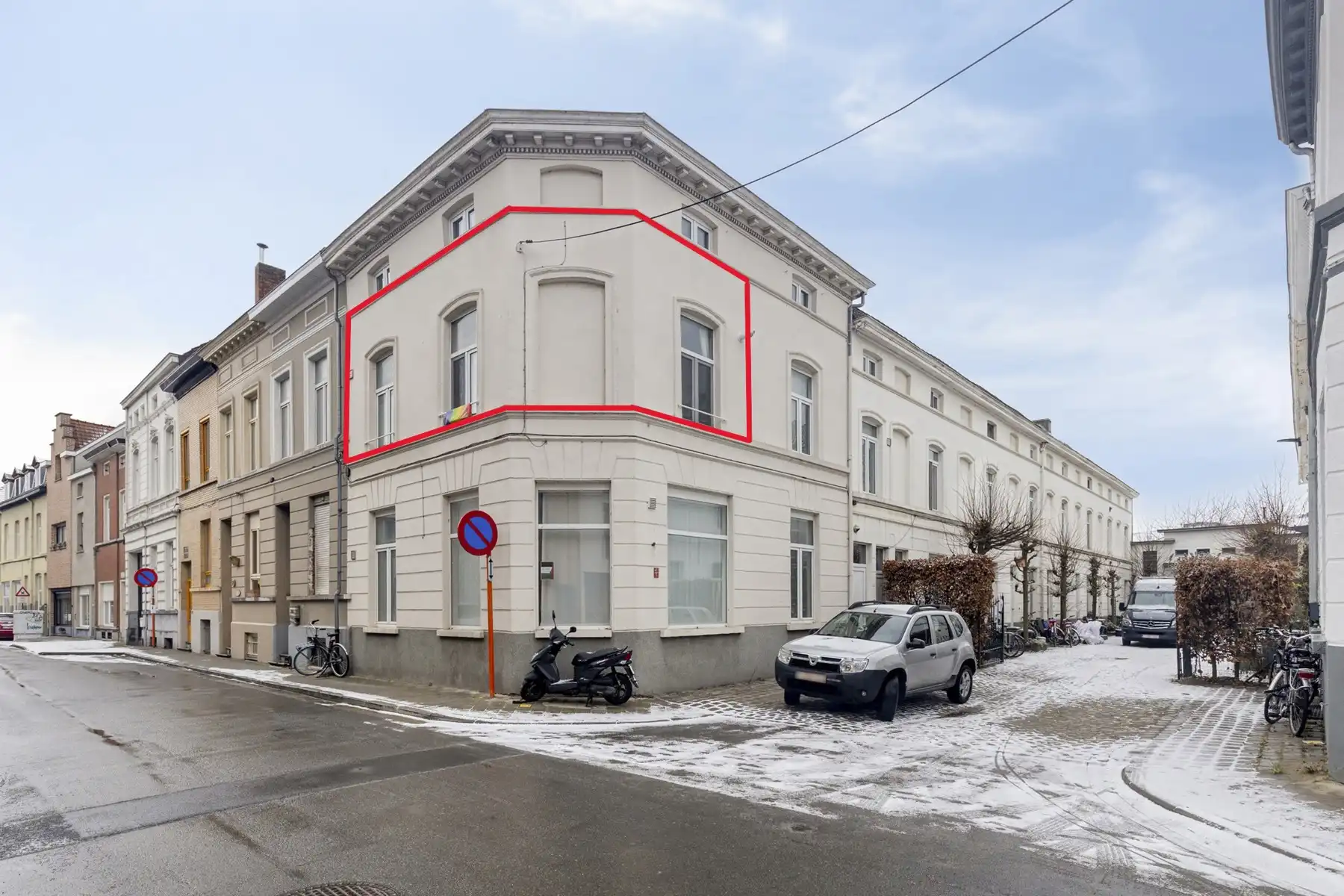 Instapklaar appartement/studio nabij Gent-Zuid foto {{pictureIndex}}