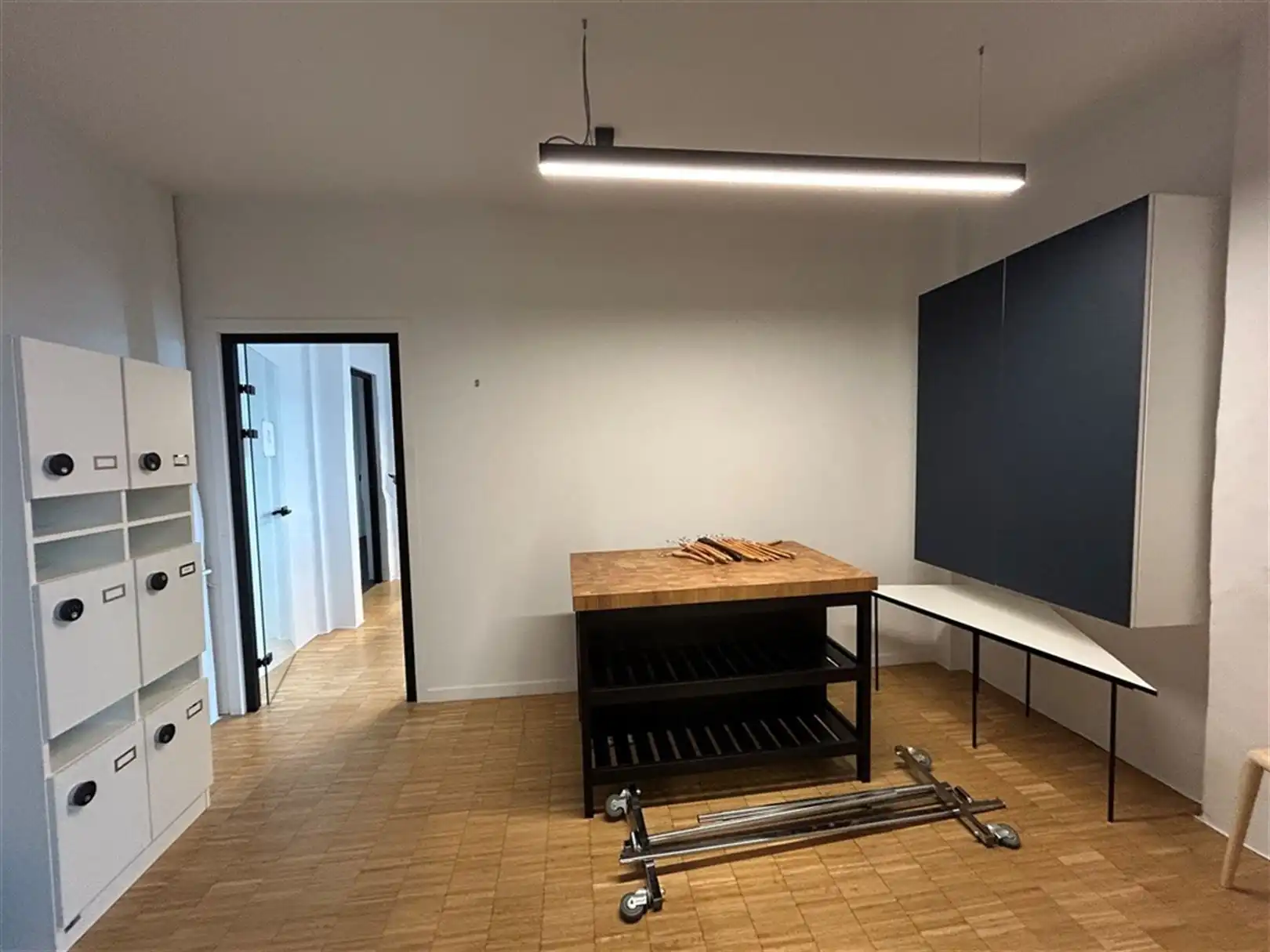 Kantoorgebouw foto 16