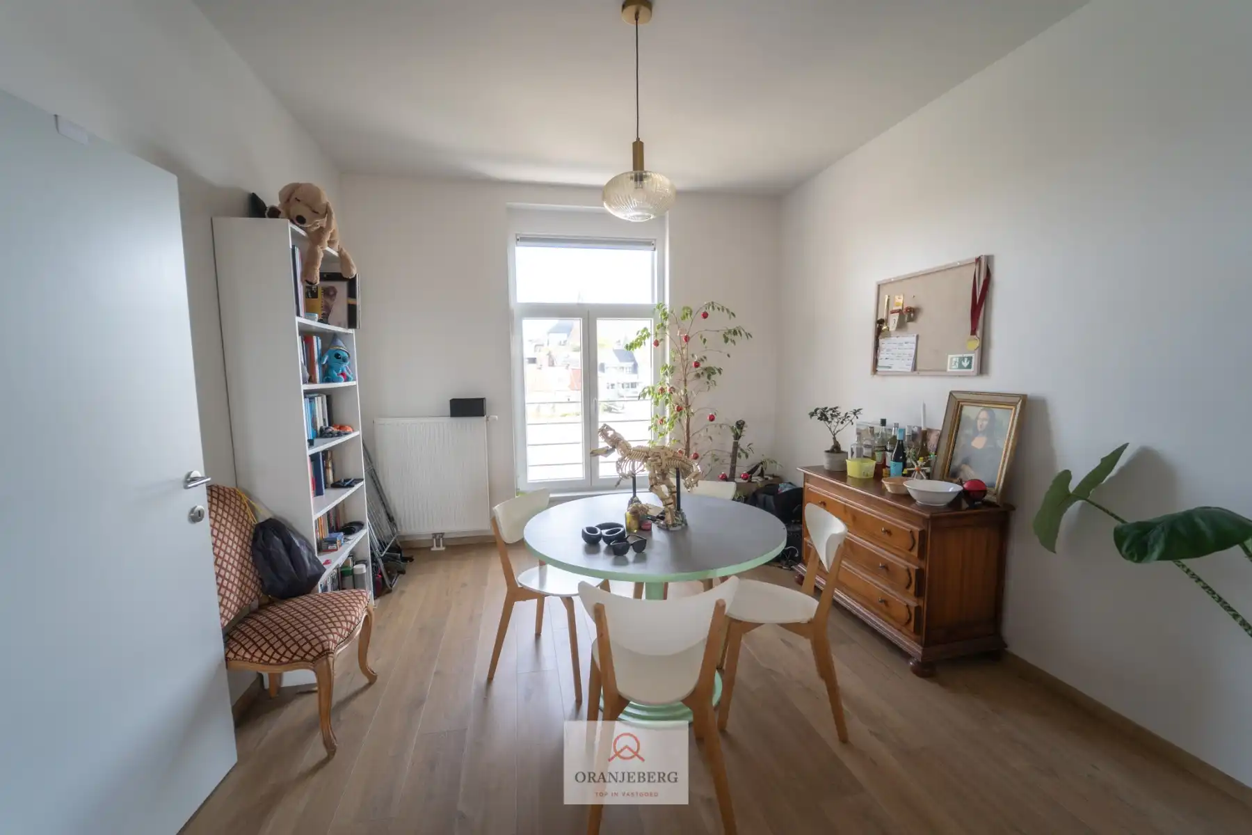 Instapklaar duplexappartement met 2 slaapkamers foto 3