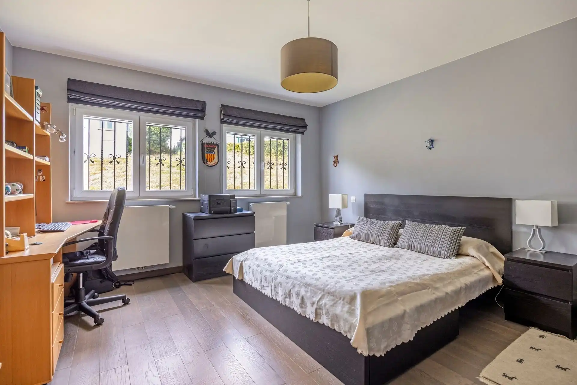 Perfect onderhouden villa in rustige straat foto 15