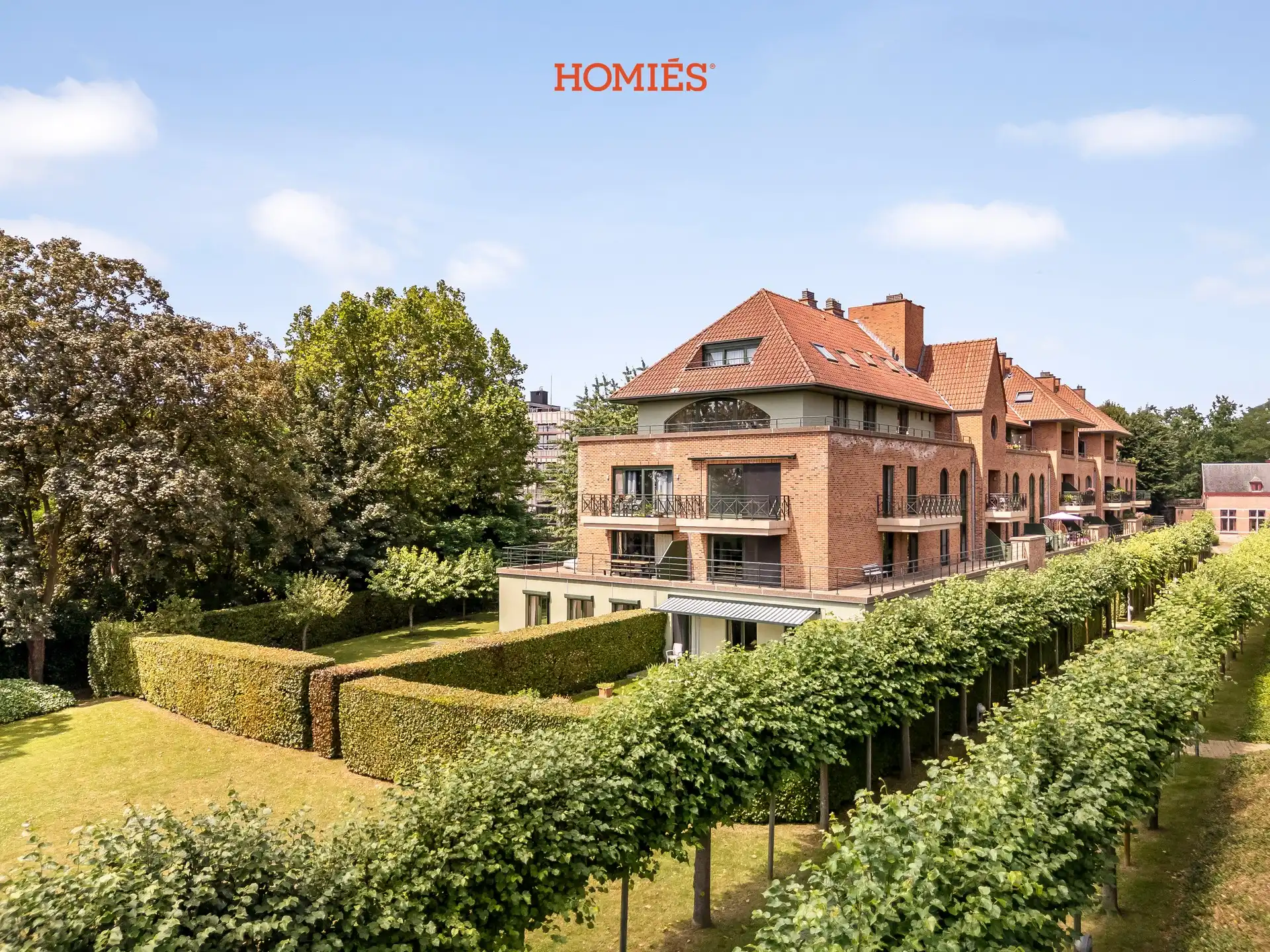 Ruim gelijkvloersappartement met zonnige privatieve tuin en veel privacy foto 13
