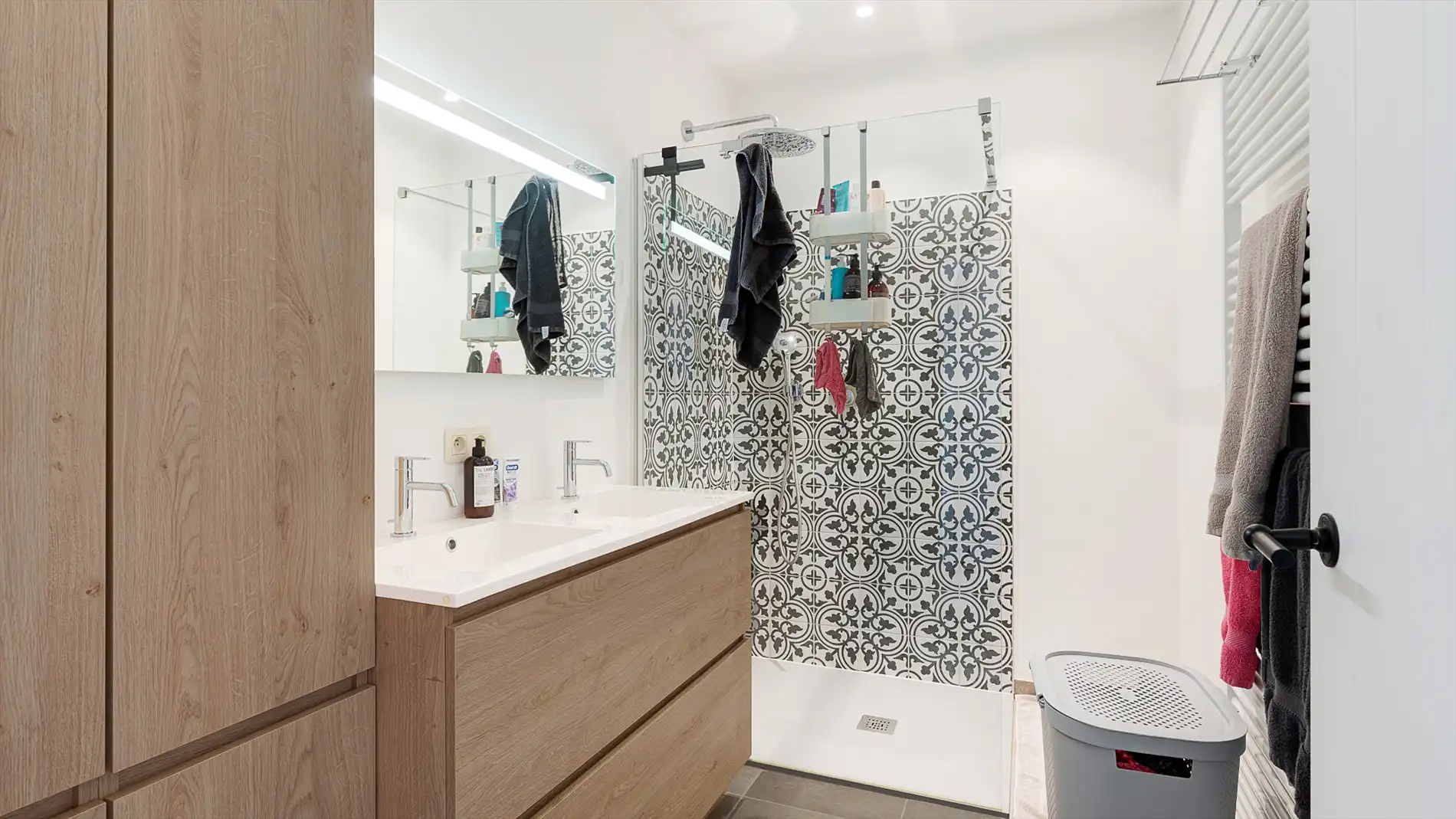 Ruime, recente woning op uitstekende ligging foto 15