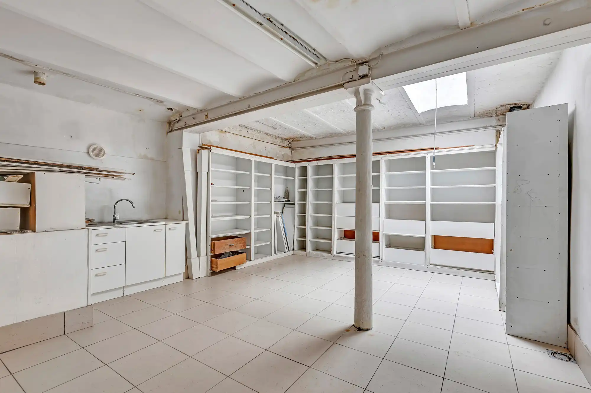 Casco handelspand in Basiliekstraat Halle foto 5