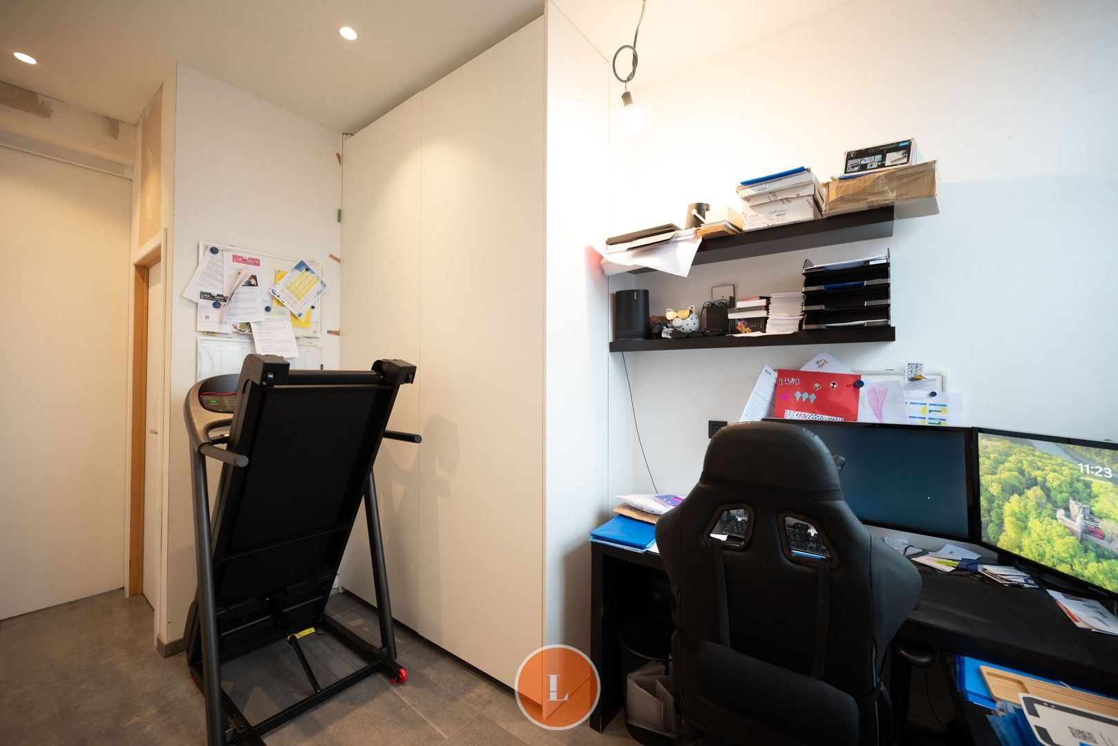 Gerenoveerde woning met loods (100m²) te koop in Menen foto 11