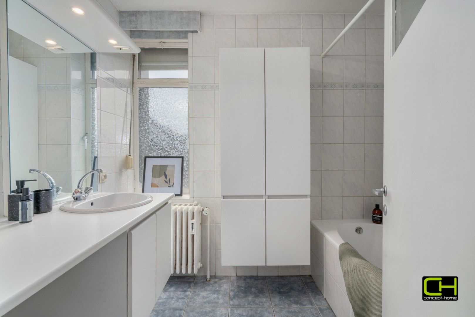 Appartement met twee slaapkamers en garage te koop in Waarschoot foto 7