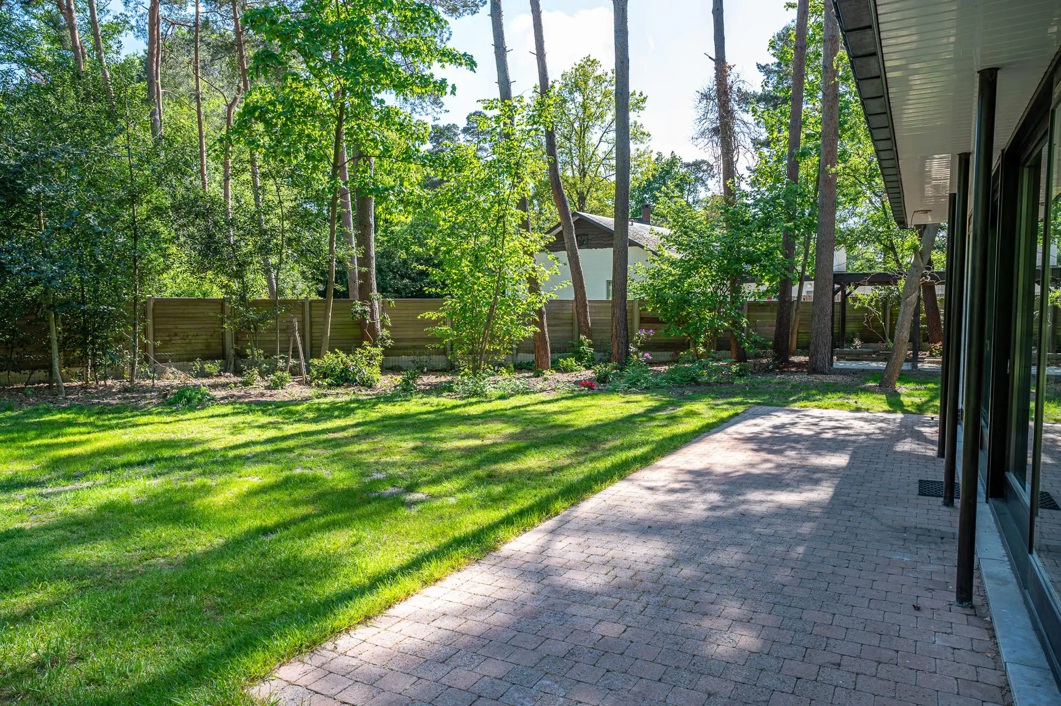 Charmante gezinswoning op een bijzonder rustig plekje foto 9