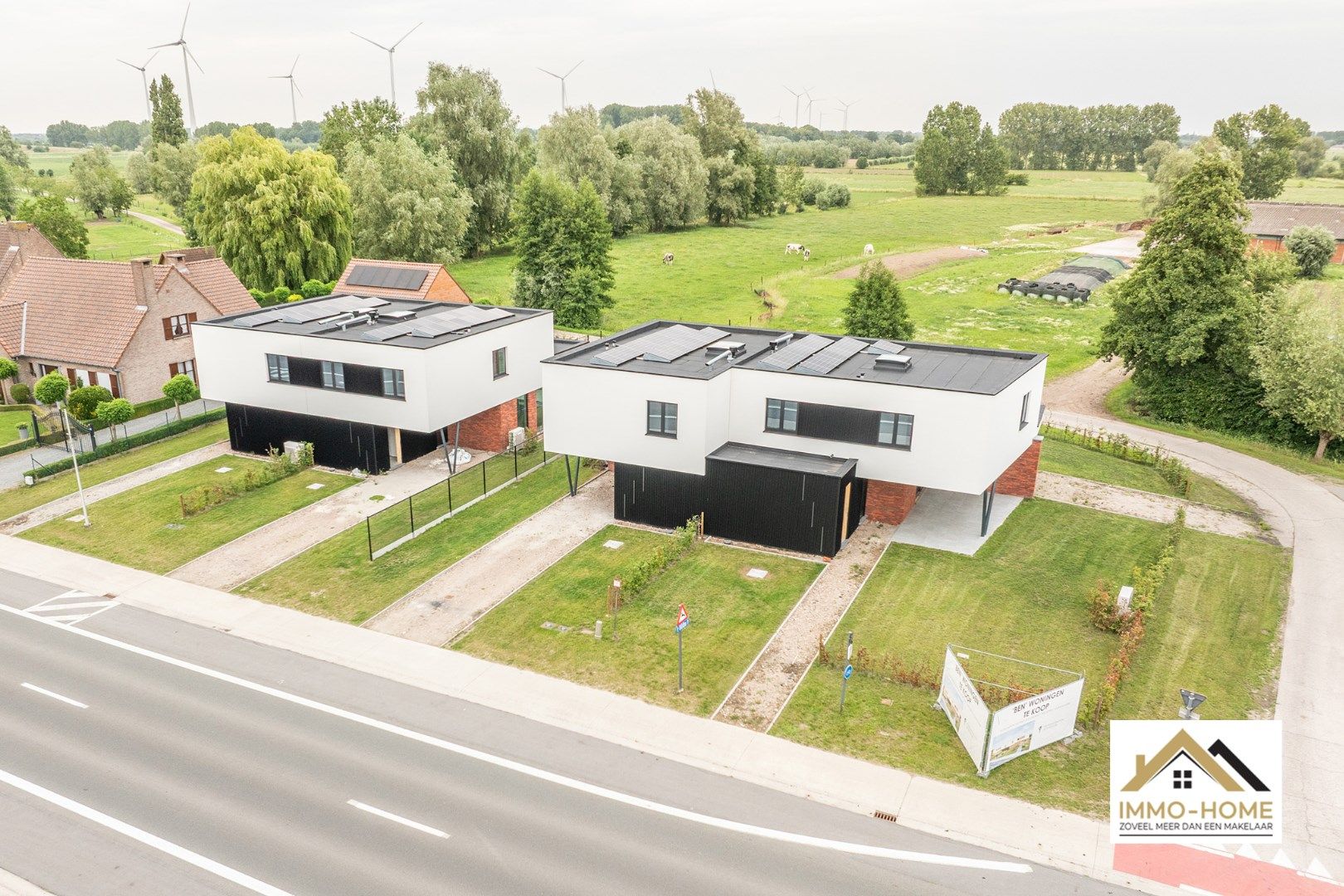 Prachtige BEN-woning met open zicht foto {{pictureIndex}}