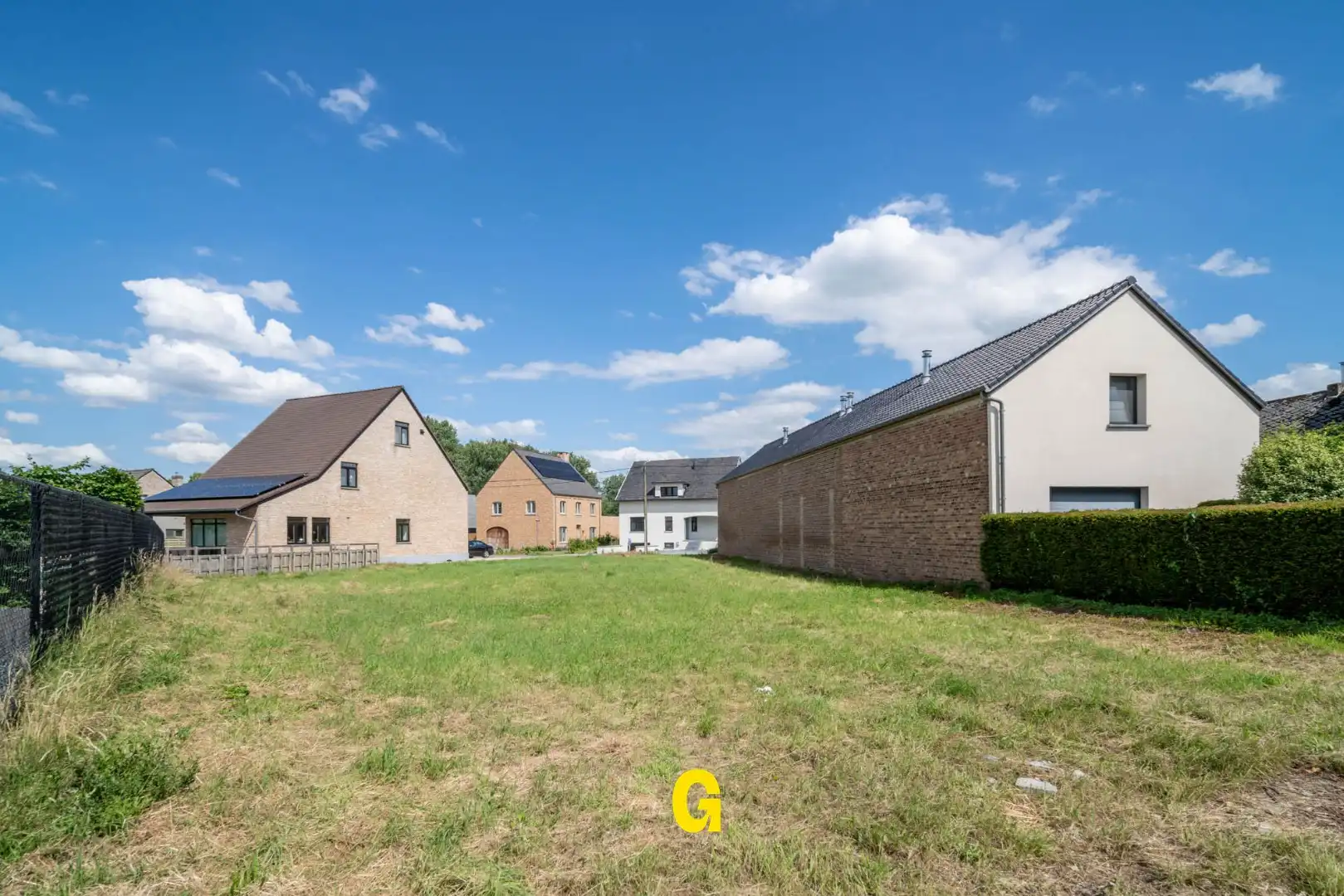 Landelijk en rustig gelegen perceel bouwgrond bestemd voor halfopen bebouwing, op 4a 44ca, vlakbij het centrum van Hoeselt foto 5