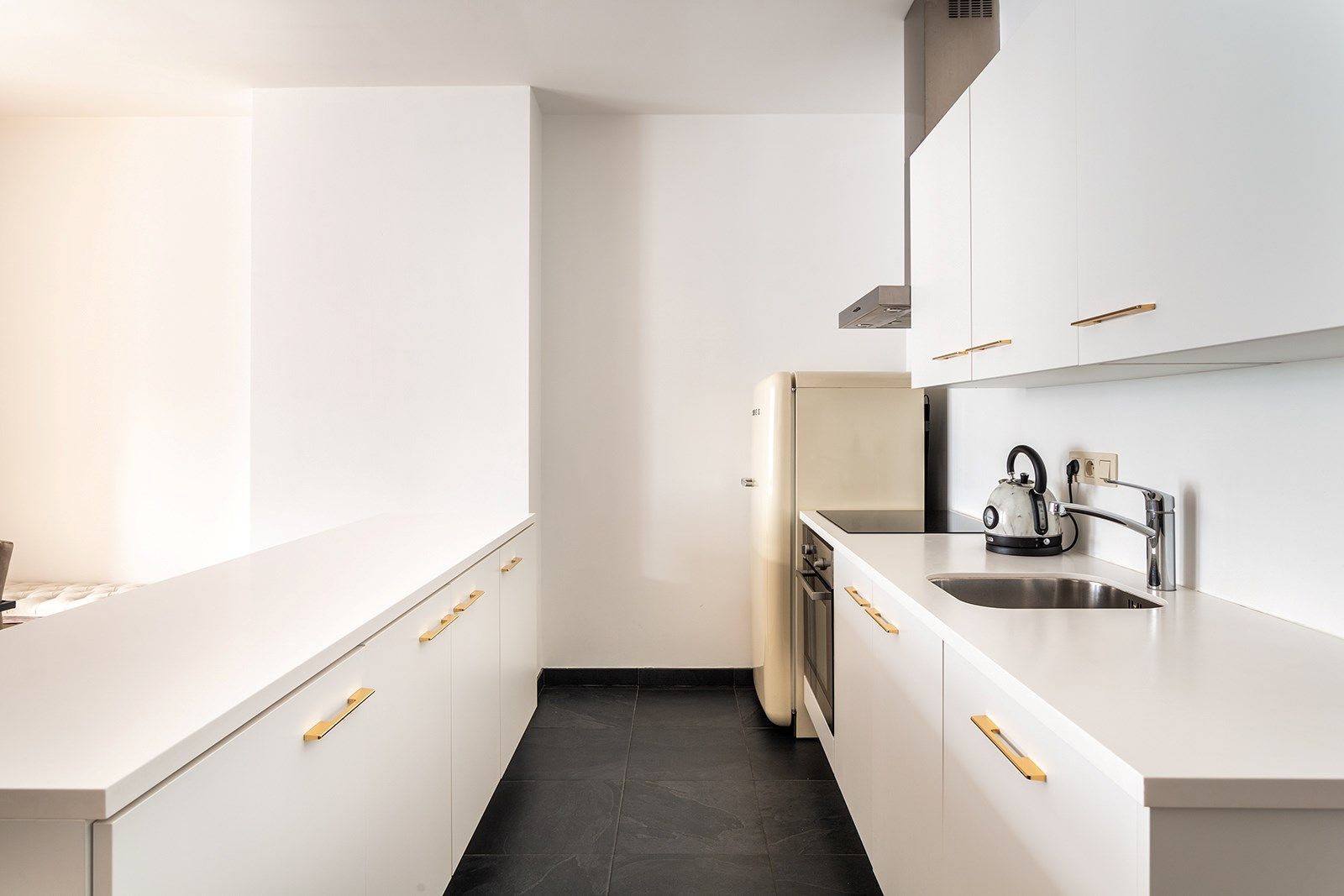 Wonen op een zucht van de hippe Marnixplaats  foto 14
