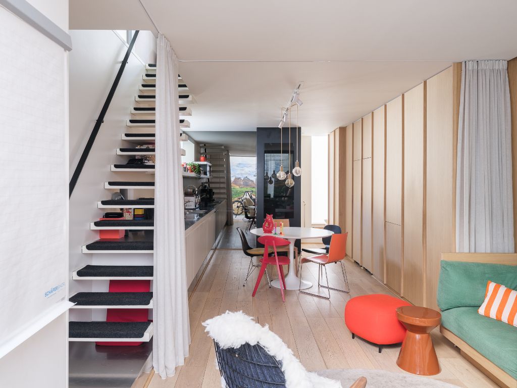 Centrum Gent - Een architecturale hoekwoning met een exeptionele ruimtelijkheid, twee slaapkamers en twee buitenruimtes. foto 4